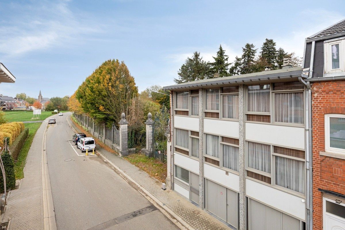 Modernistische woning met ruime indeling en zonnige tuin te Tongeren-Nerem foto 2