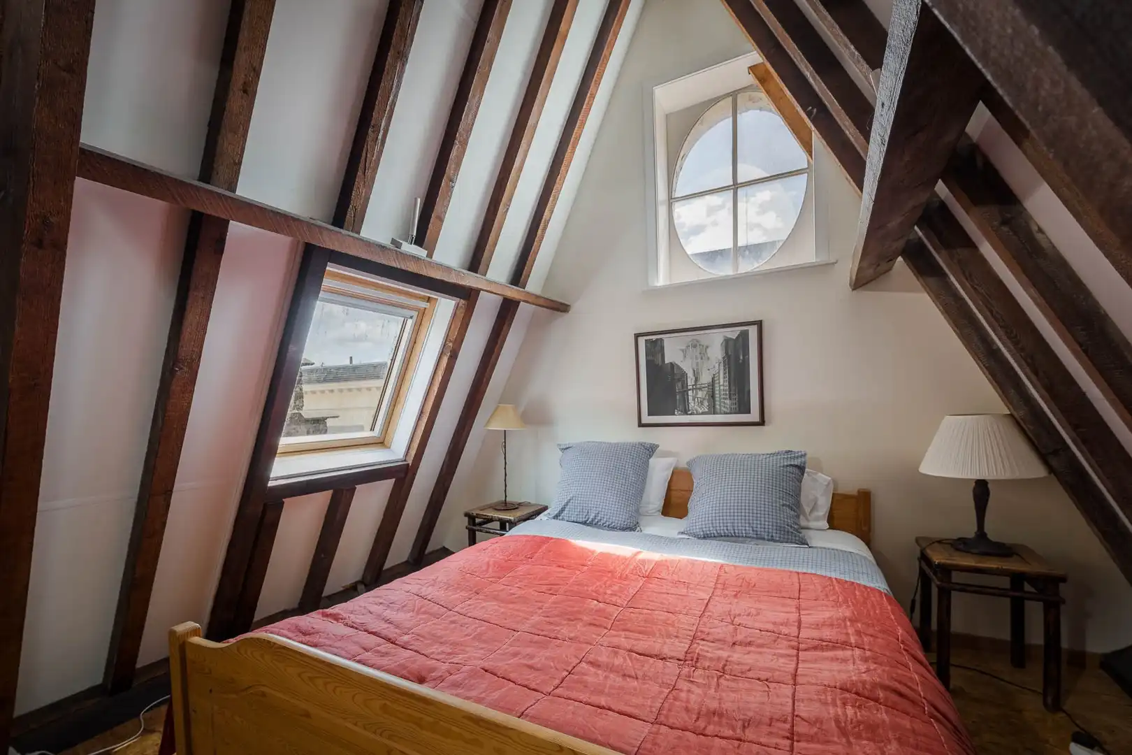 Monumentaal gerestaureerd herenhuis aan de Brugse Reien foto 32