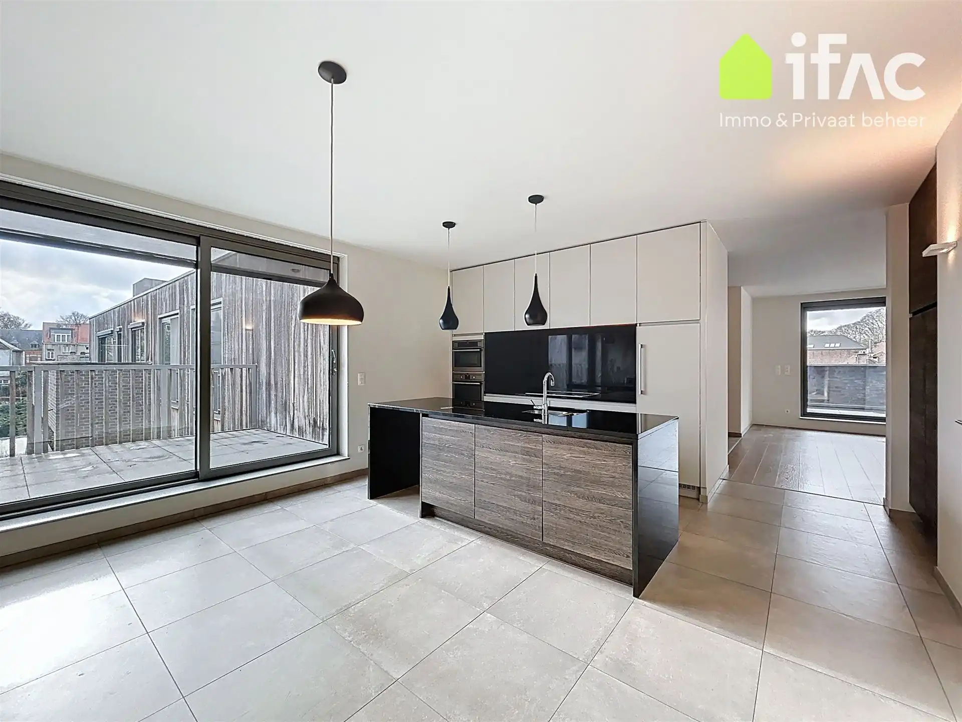 Penthouse met groot terras foto 9