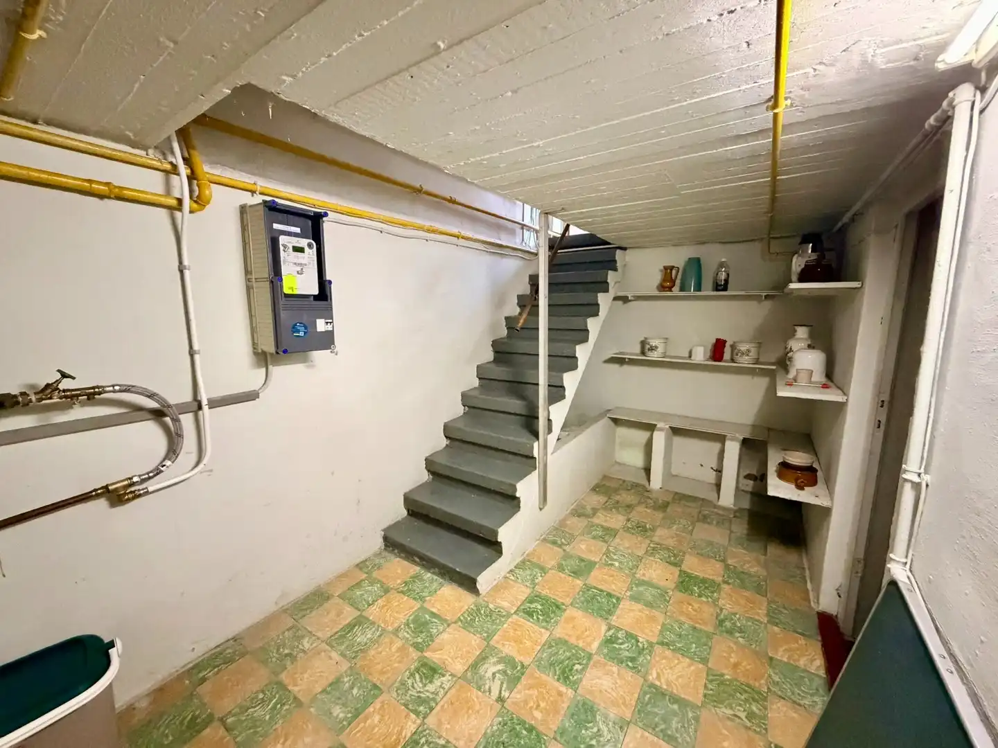 Te renoveren halfopen bebouwing met 3 slaapkamers in hartje Bornem - Een woning met potentieel! foto 8