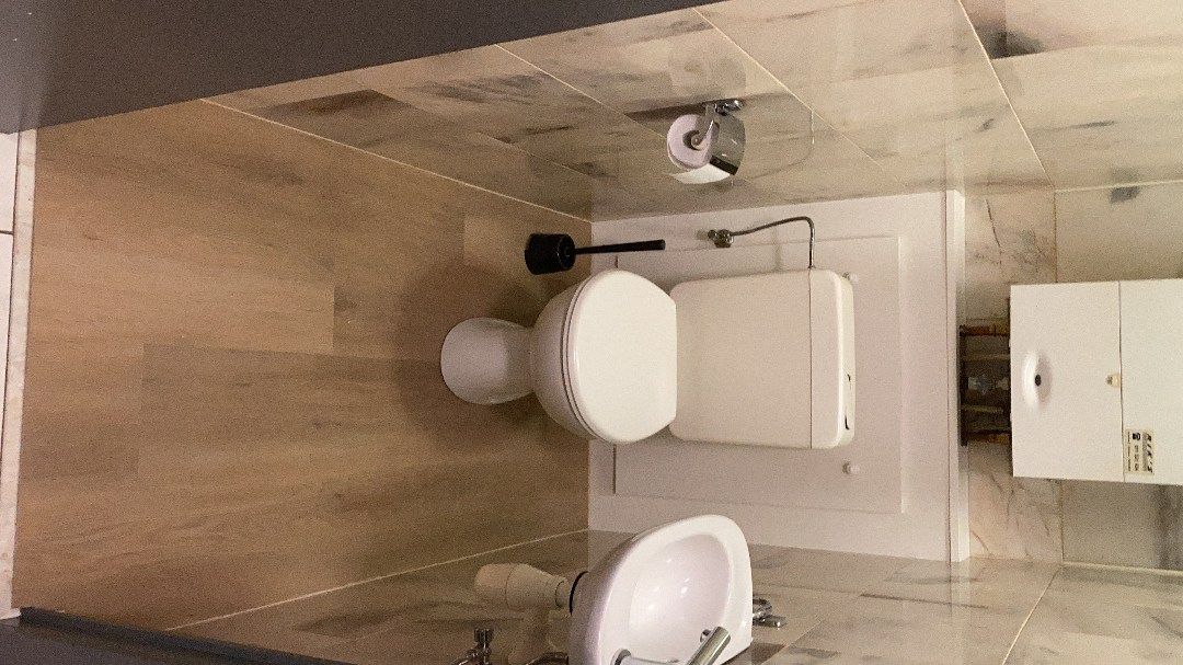 Instapklaar appartement met terras en autostandplaats in hartje Beringen foto 9