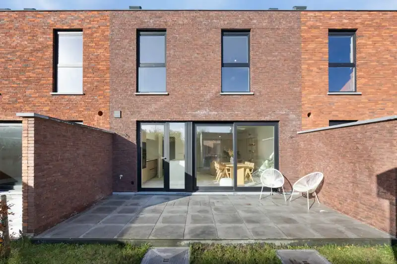 Instapklare nieuwbouwwoning in rustige groene omgeving. foto 20