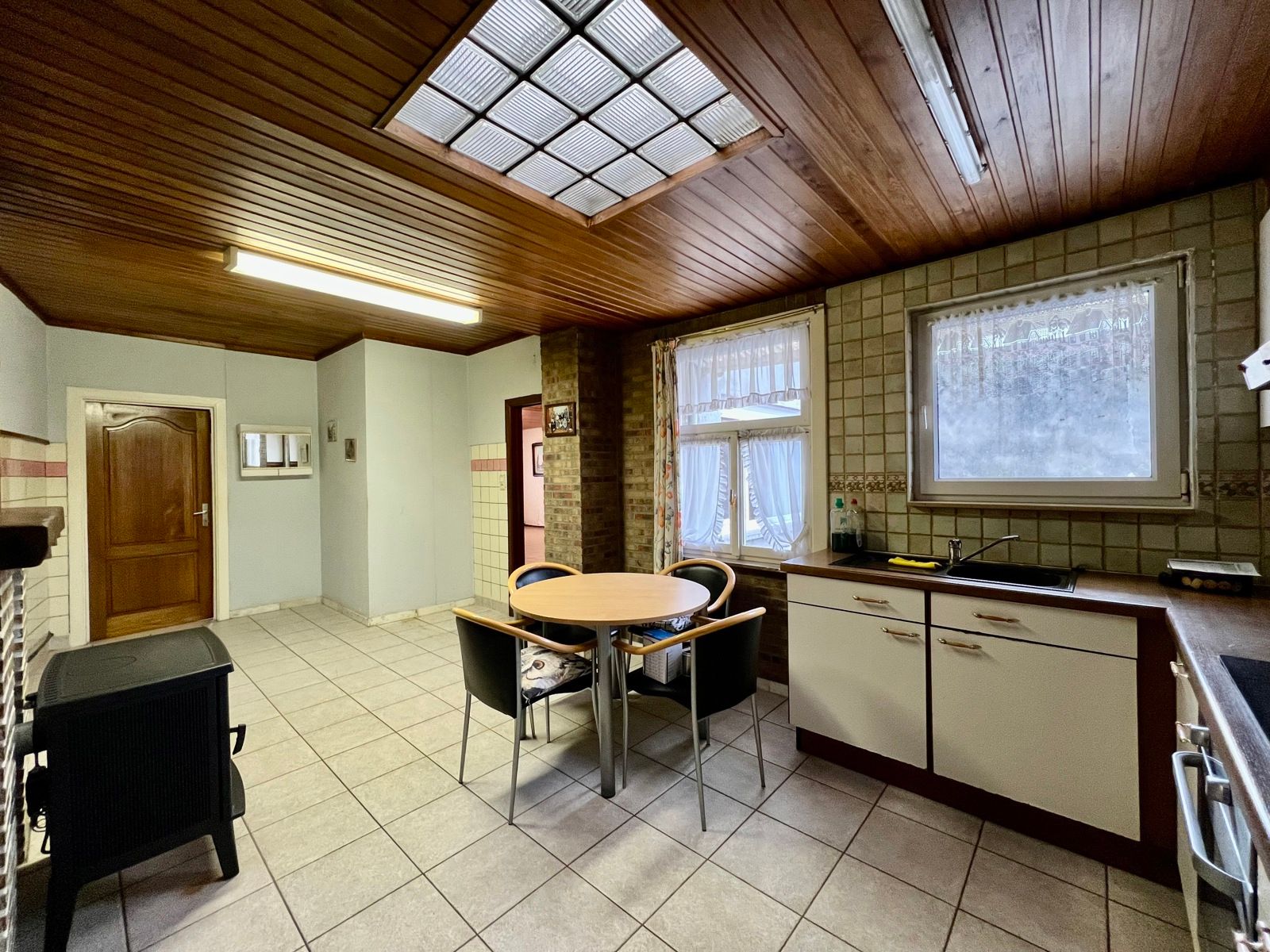 Solide woning met gunstige ligging foto 9