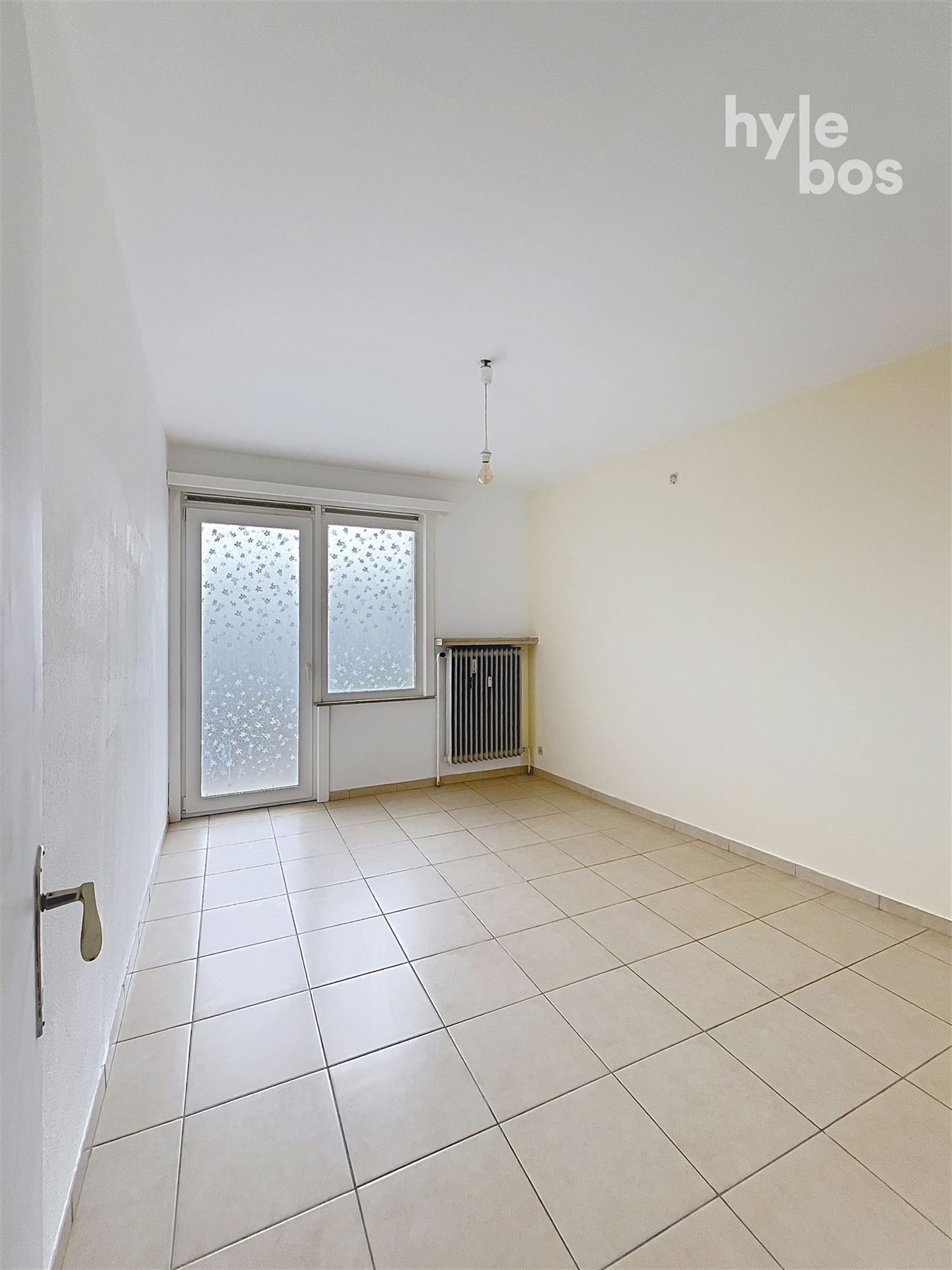 Centraal gelegen, instapklaar 2 slaapkamer appartement foto 11