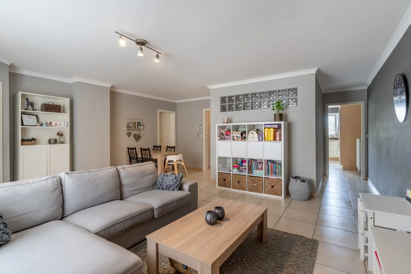 Verzorgd, degelijk en betaalbaar appartement met ruime kelder en inpandige garage foto 9