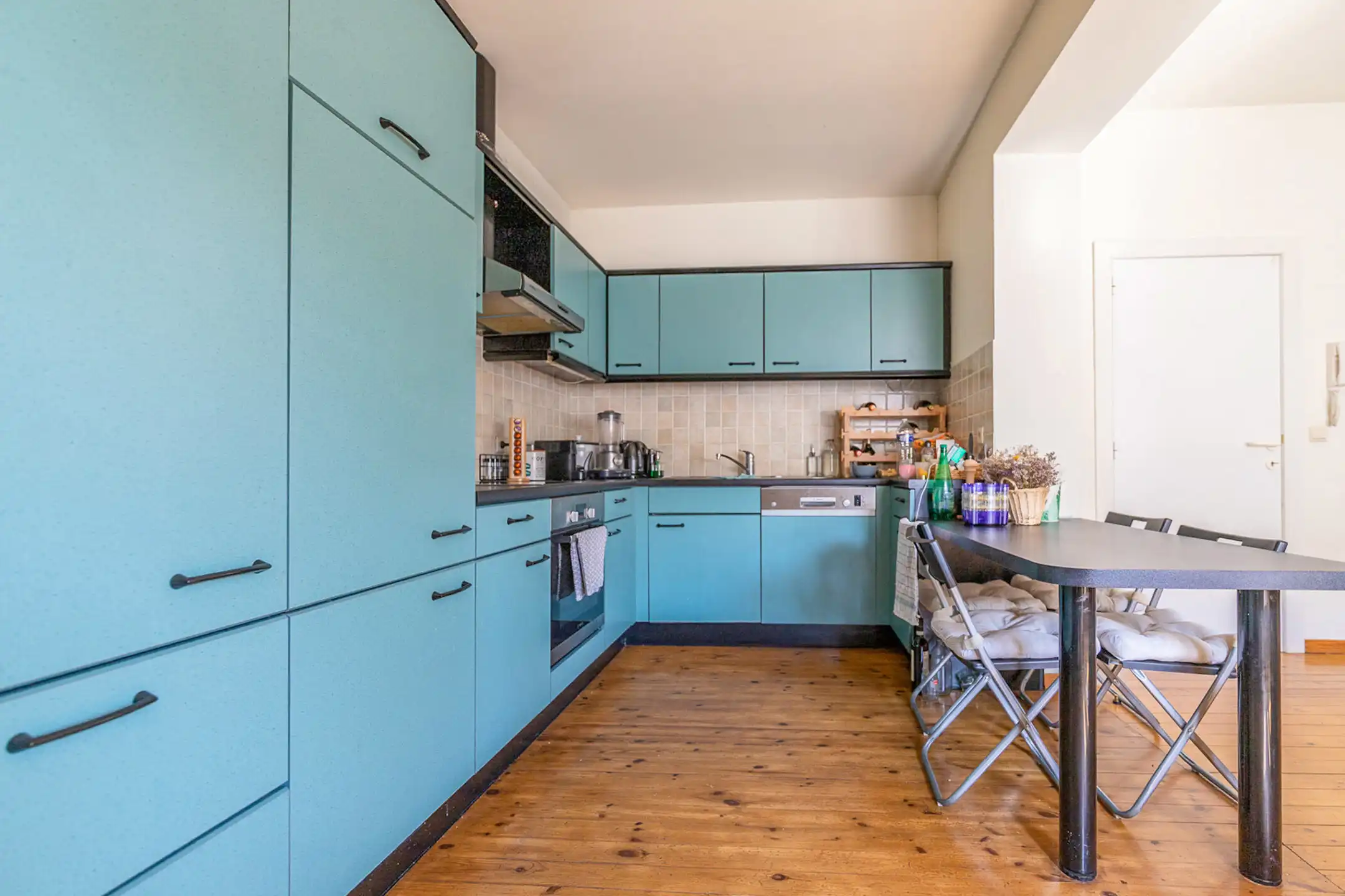 Ruim duplex appartement in het centrum van Sterrebeek foto 4