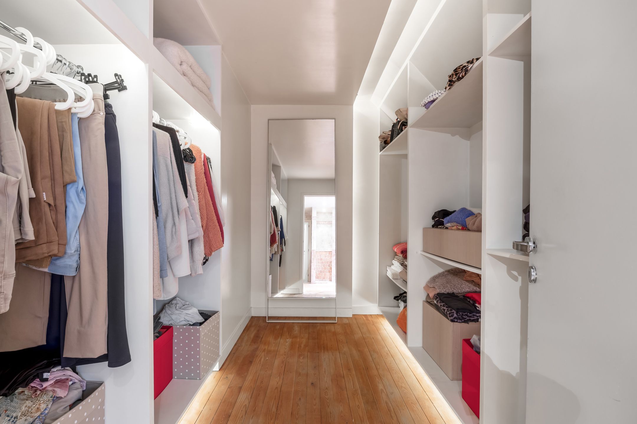 Ruime en lichtrijke gezinswoning te koop in Zandhoven foto 17