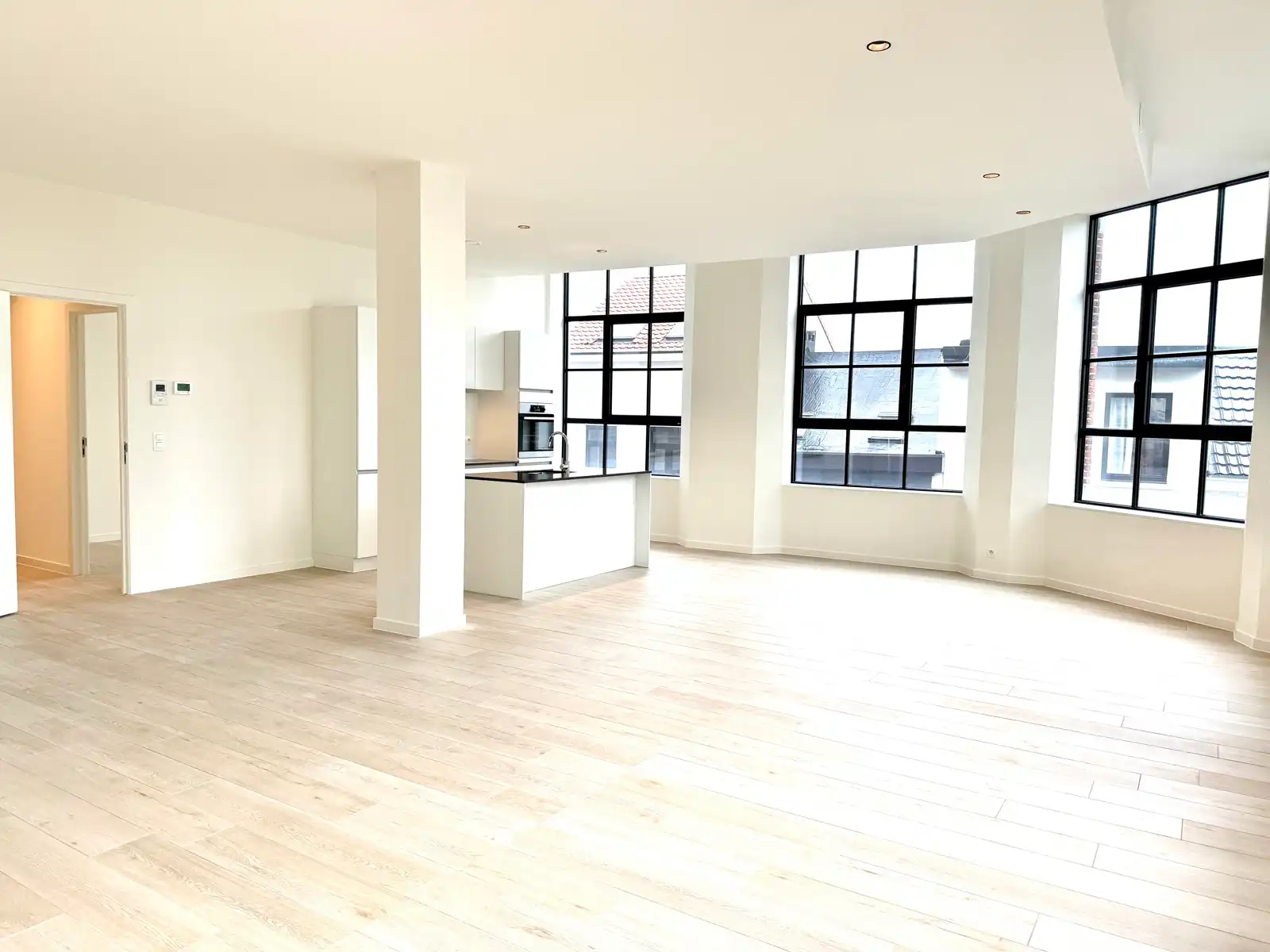 Ruim appartement met 3 slaapkamers foto 5