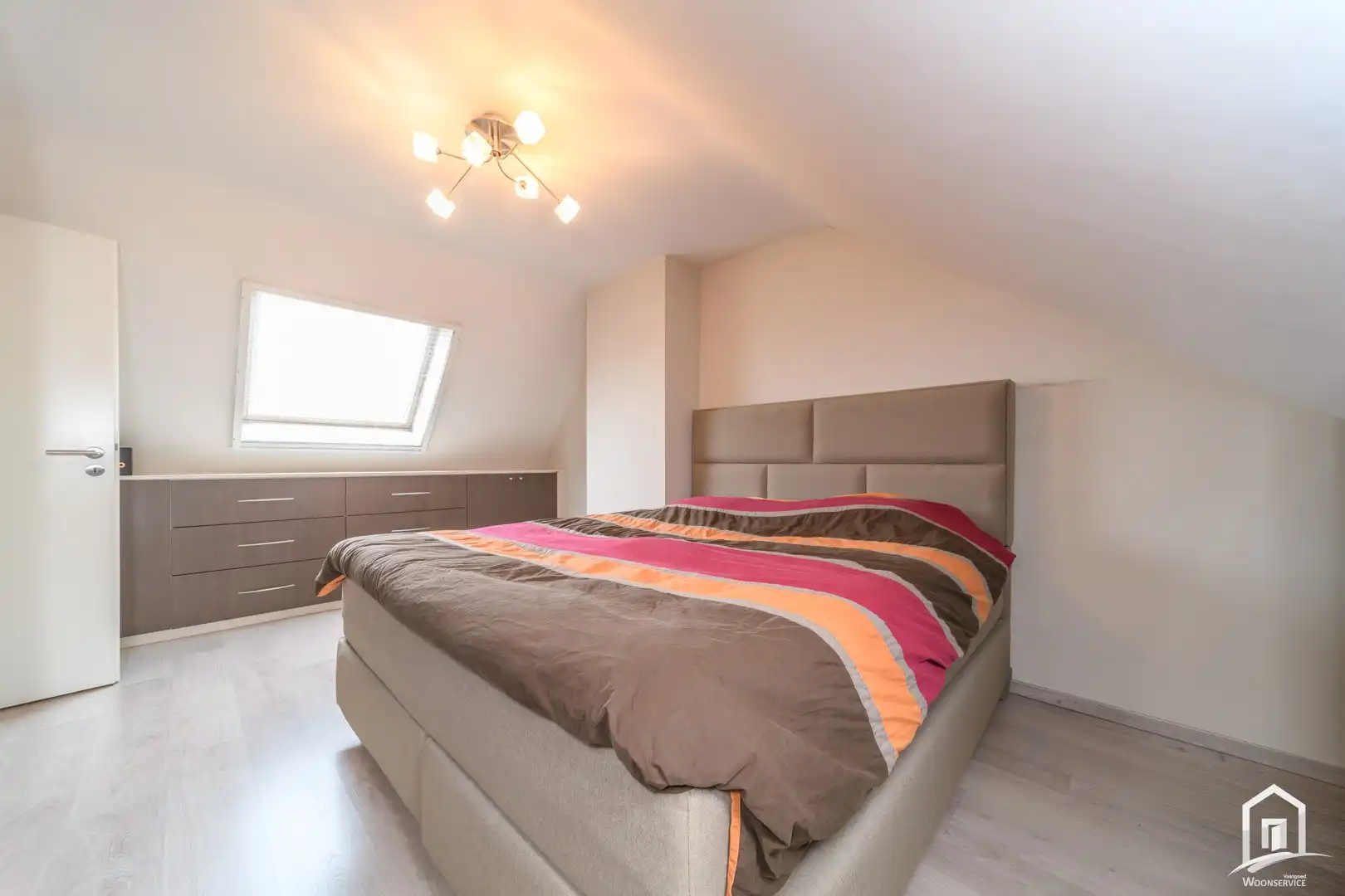 Bemeubeld appartement in hartje van Aalst foto 19