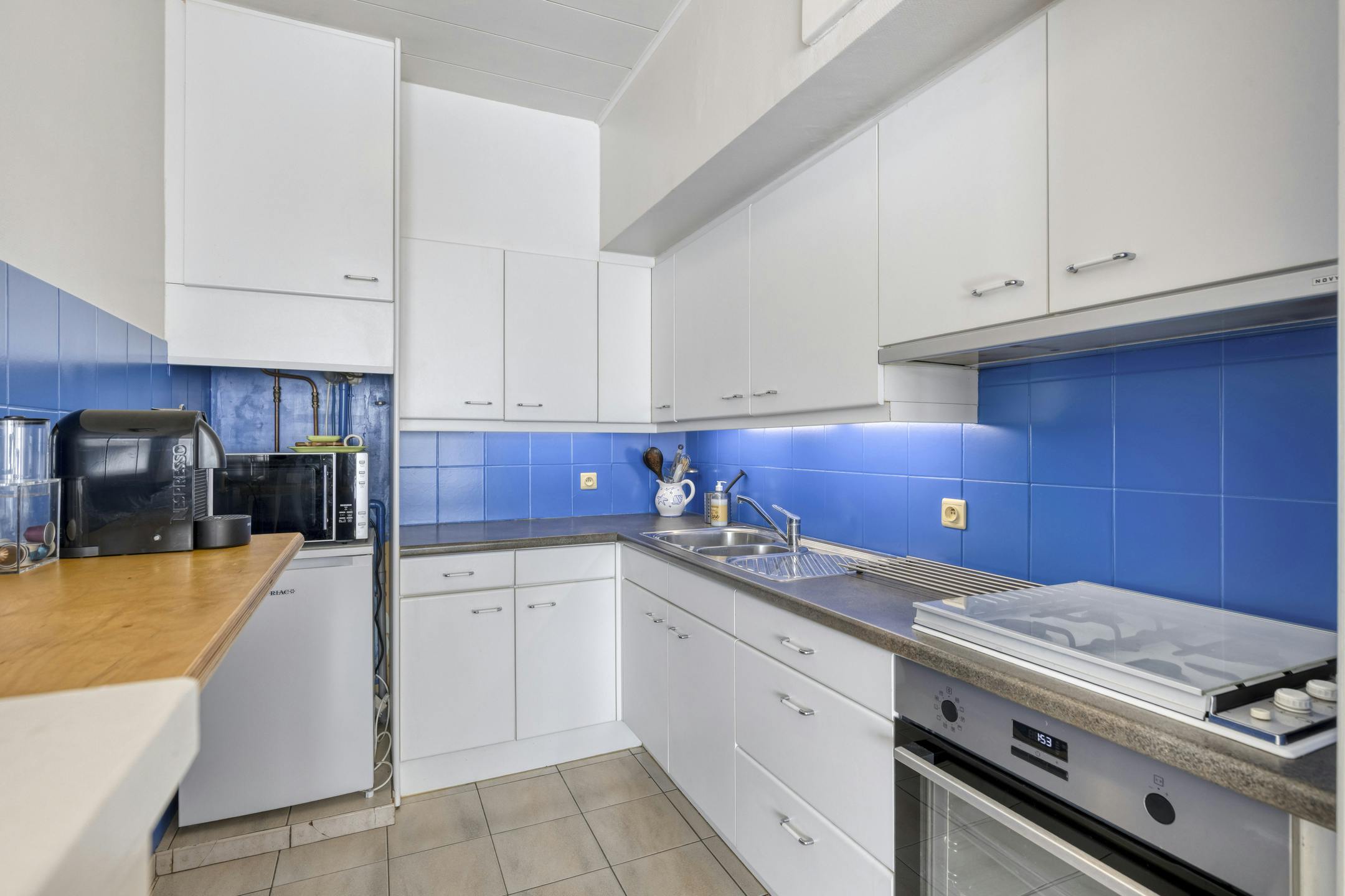 2-slaapkamer appartement met ruim terras te koop in Heist foto 10