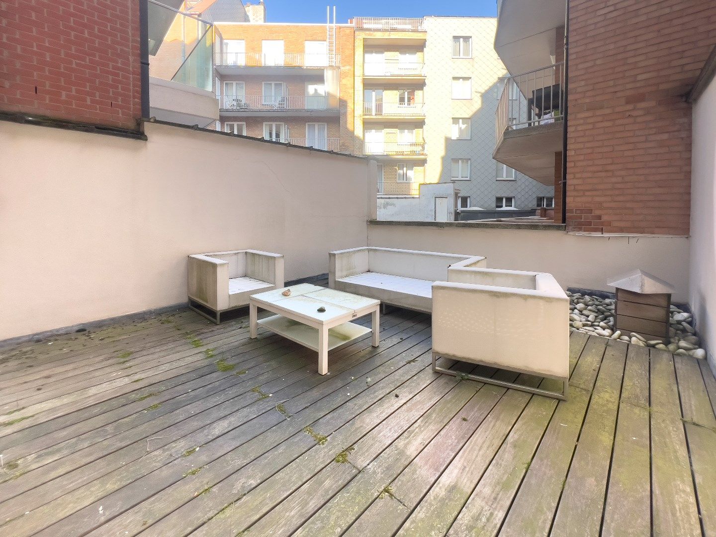 Zeer mooi vernieuwd 3-slaapkamer appartement met open zicht centraal gelegen op de Kustlaan in het Zoute. foto 13