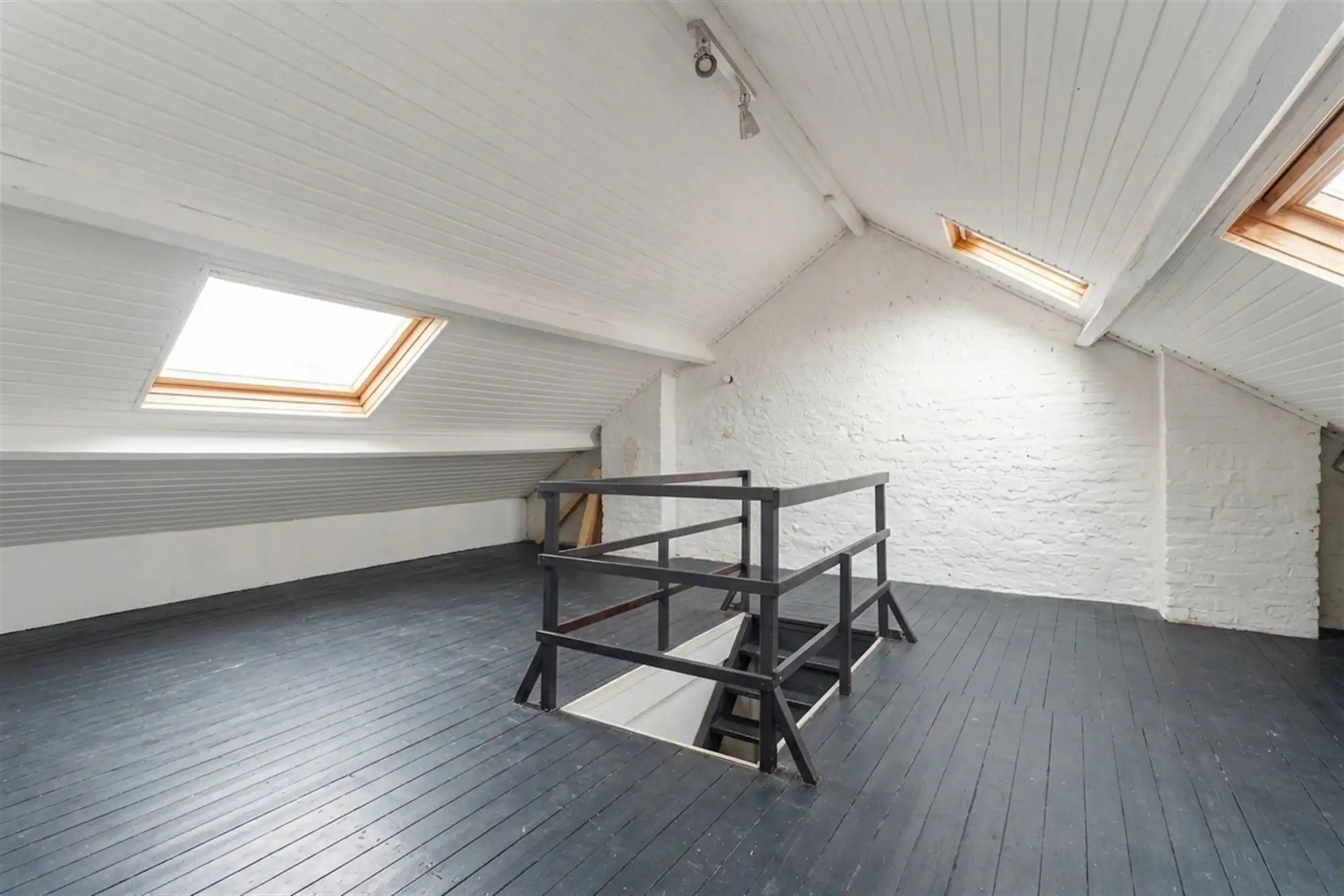 Karaktervolle woning met fijne tuin foto 10
