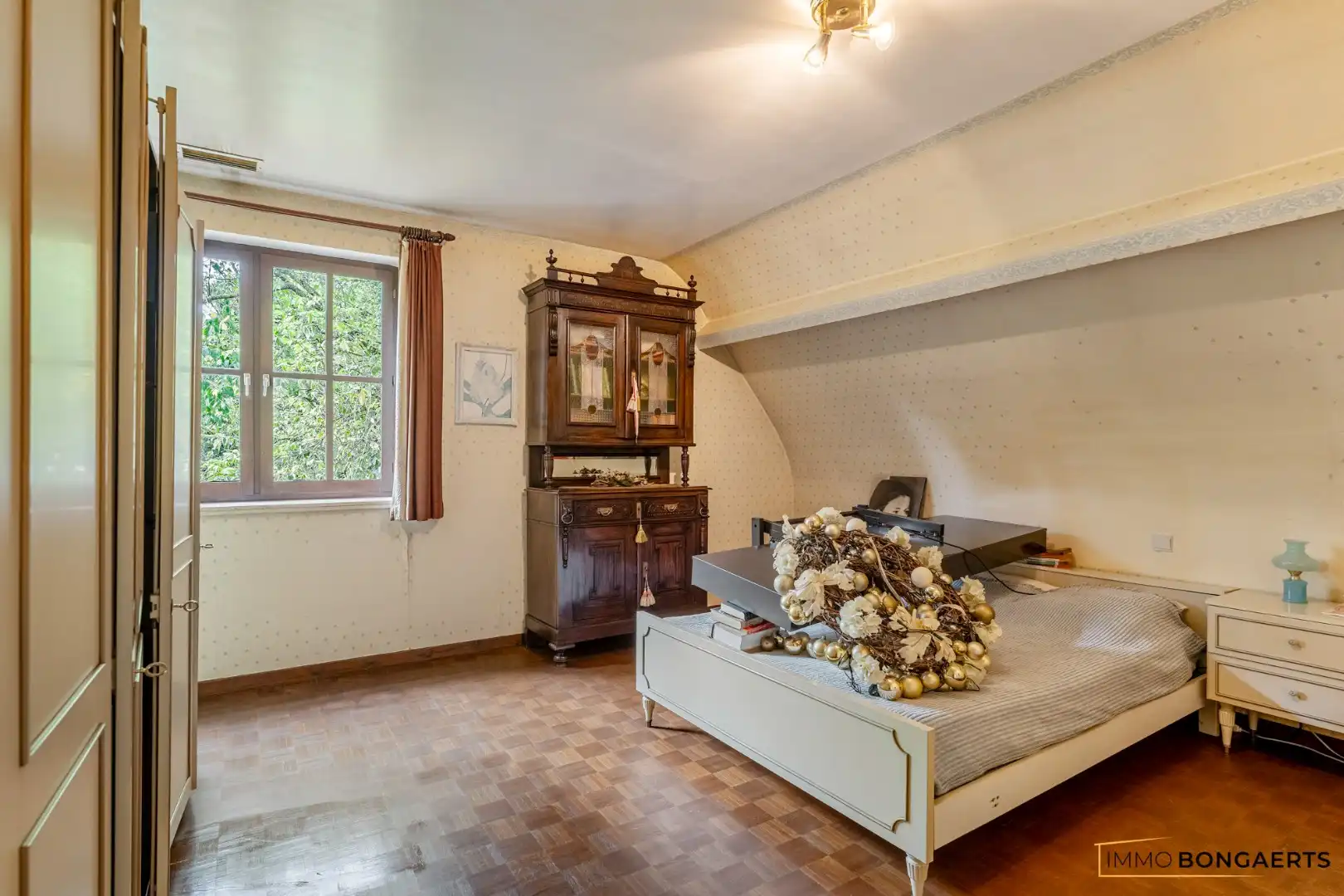 Prachtige villa met praktijkruimte en royale tuin in Houthalen-Oost foto 35