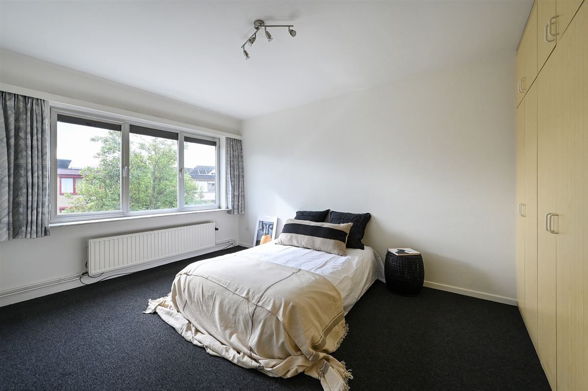 Te moderniseren bel-etage in leuke woonwijk te centrum Hoevenen foto 7