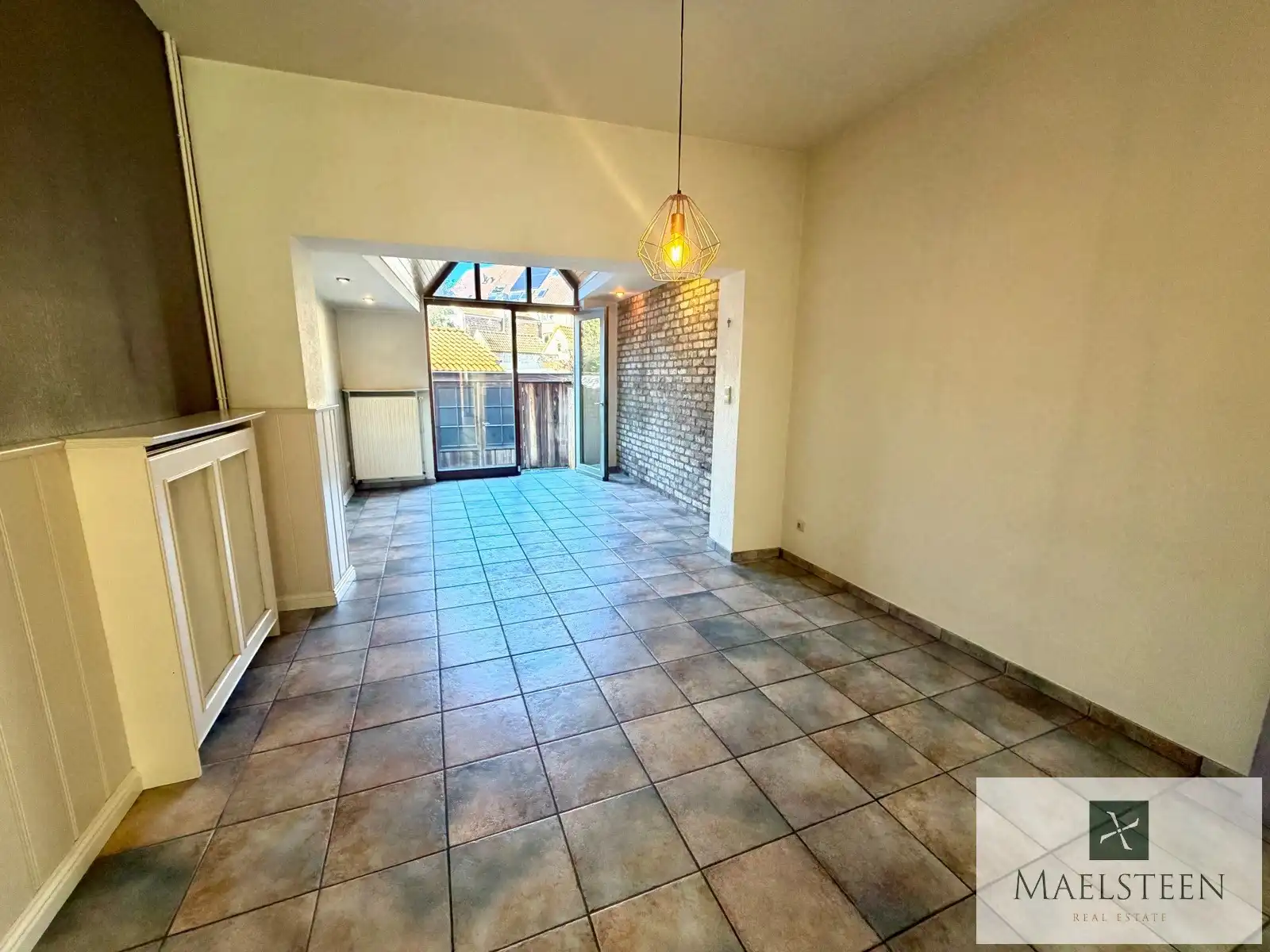 Instapklare trapgevelwoning, gelegen in Brugge centrum foto 5