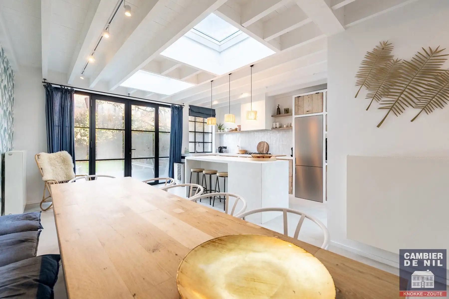 Instapklare, gemeubelde rijwoning met 5 slaapkamers en tuin – hartje Oud-Knokke foto 9