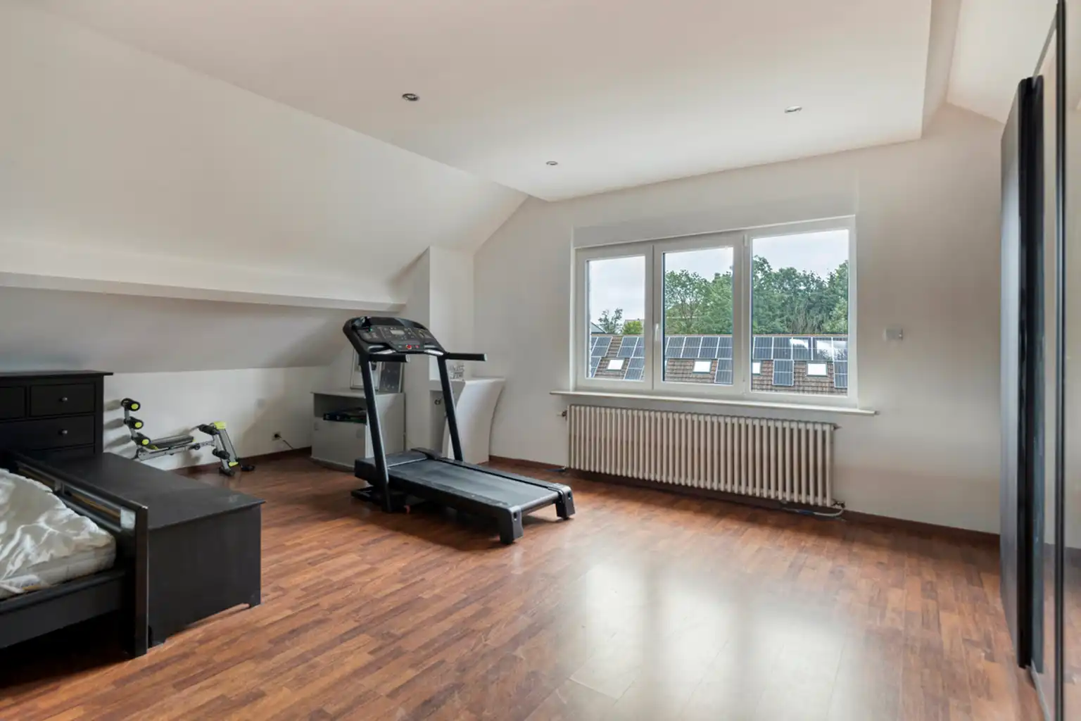 Instapklare woning, voorheen 3 slpk, extra kamers mogelijk foto 16