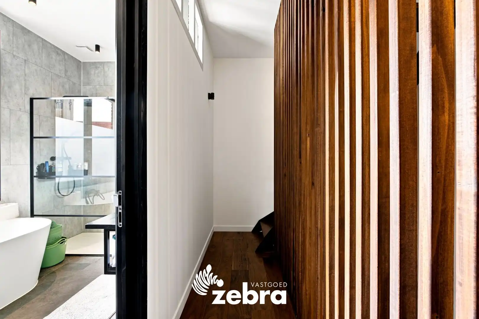 Gerenoveerde woning met stadskoer in centrum Tielt! foto 18
