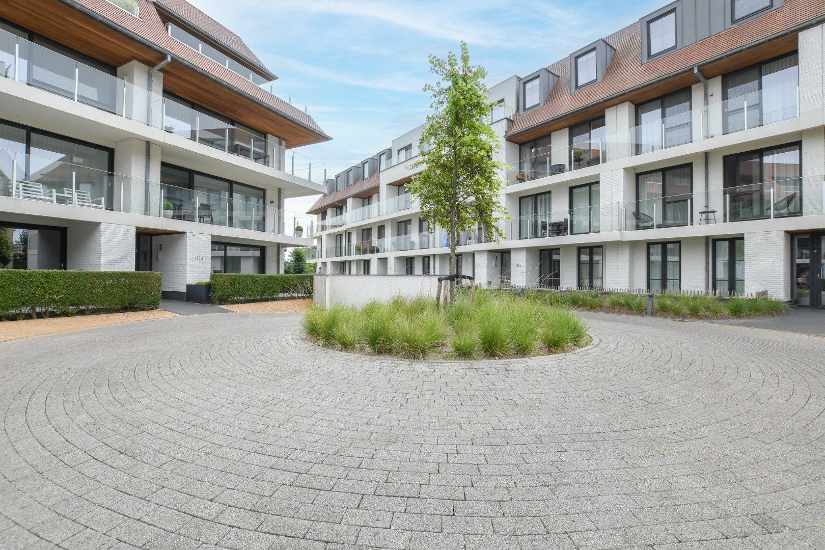 Modern 2-slaapkamerappartement met terras nabij duinen en strand, De Haan foto 24
