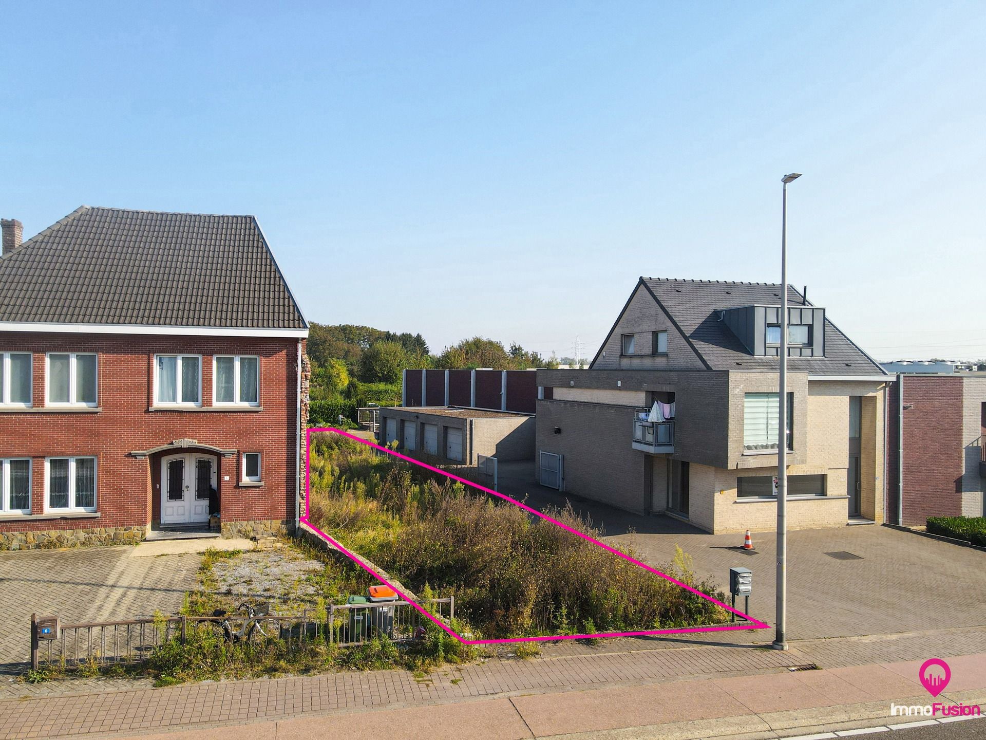 Vergunde projectgrond voor 3 Appartementen op Toplocatie! foto 6