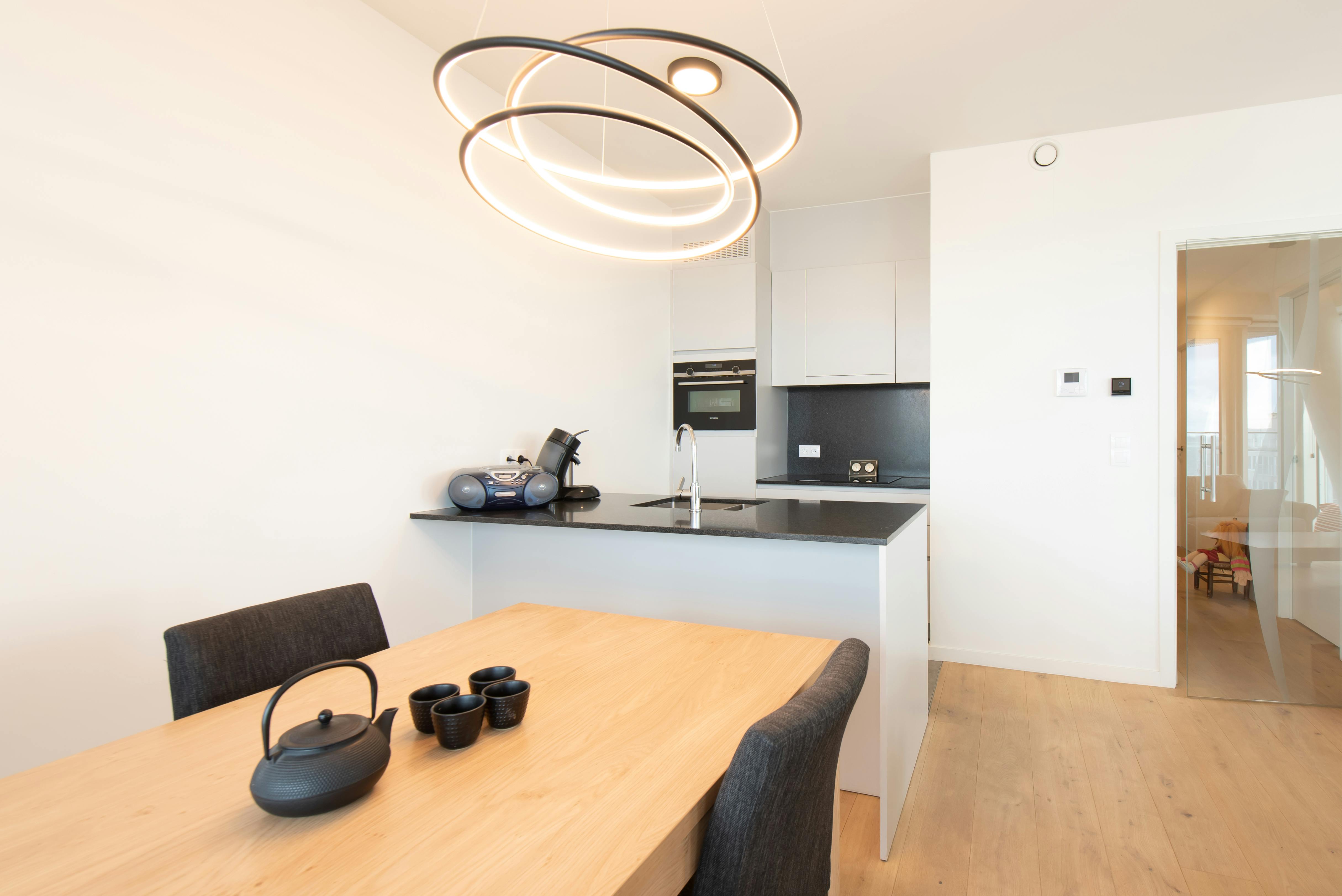 Prachtig 2 slaapkamer appartement met zicht op zee  foto 8