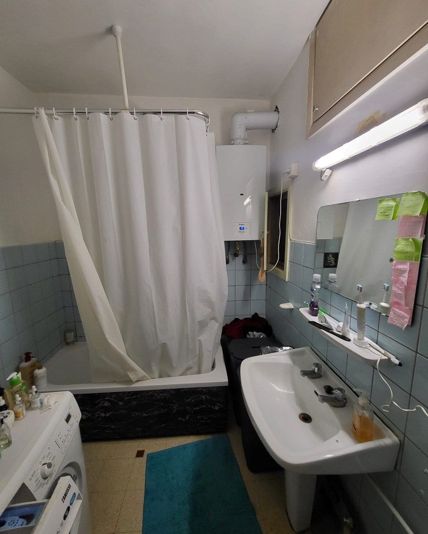 VERKOCHT : Opbrengsteigendom bestaande uit 5 appartementen. foto 24