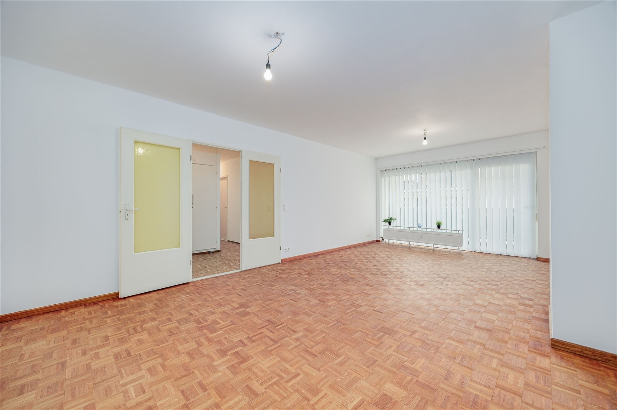 Gerenoveerd appartement met 2 slaapkamers en terras foto 4