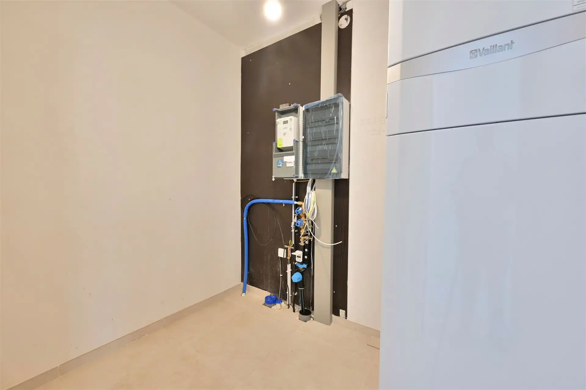 Moderne nieuwbouwwoning met 4 slpk en zonnige tuin foto 11