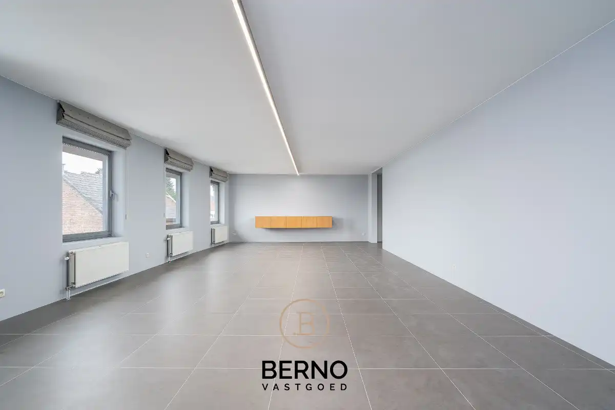 Kwalitatief bedrijfspand foto 14