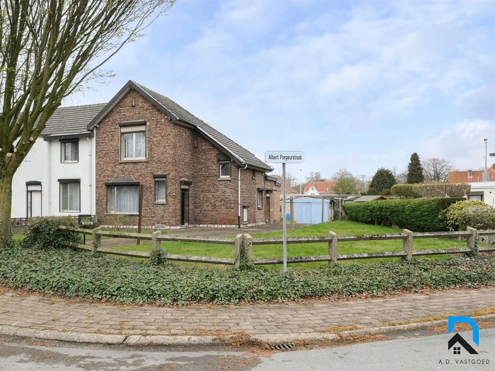 Te renoveren woning met grote tuin in Zwartberg foto 25