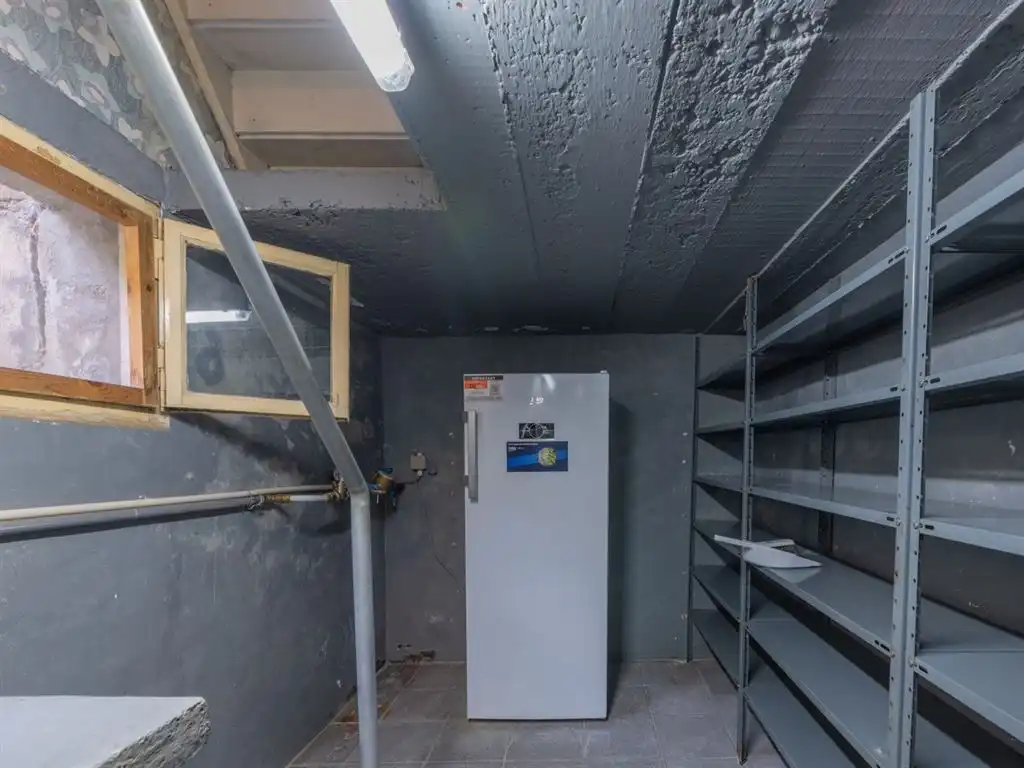 Te renoveren vrijstaande woning foto 33