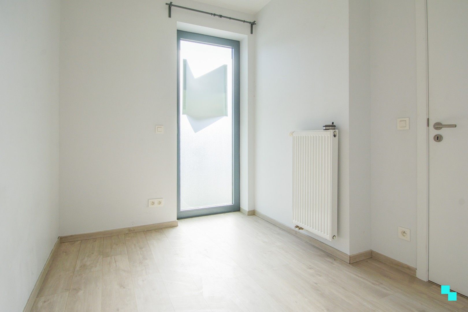 Gelijkvloerse, energiezuinige woning te Westrozebeke foto 12