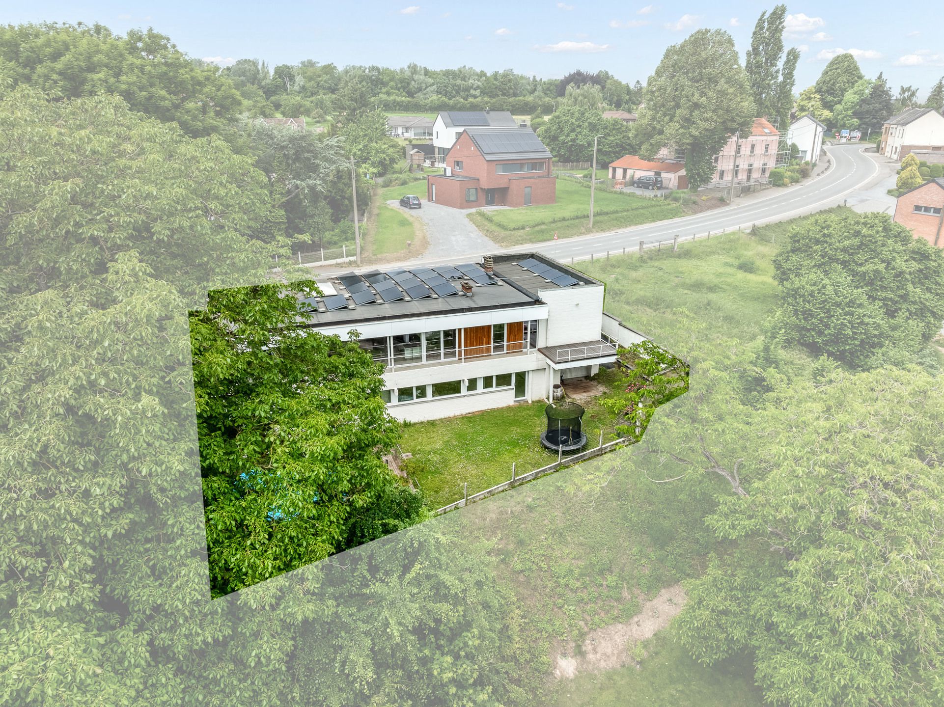 Unieke woning met uitzicht op de Jekervallei foto 26