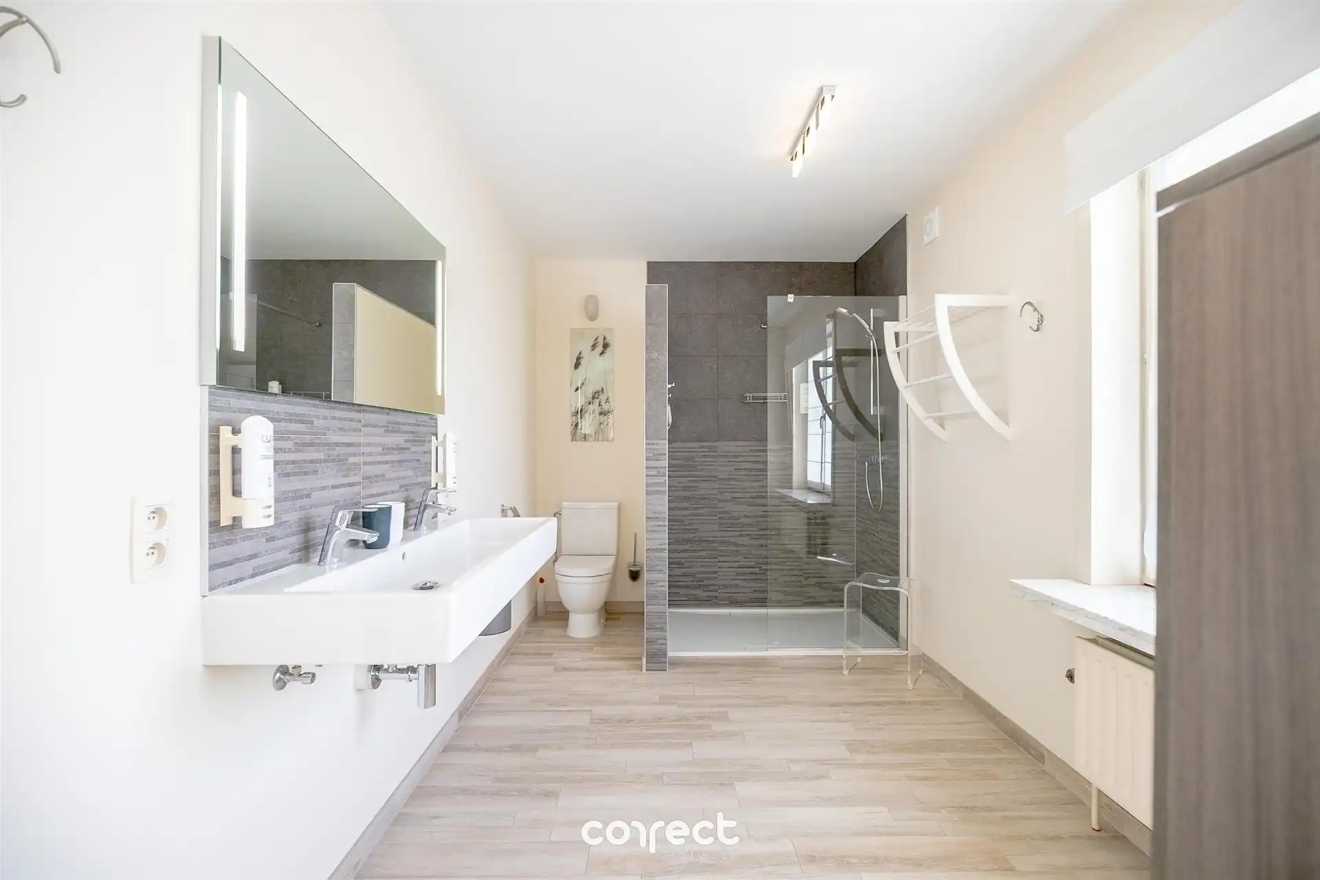 Karaktervolle, energiezuinige (label C) villa met tal van mogelijkheden! foto 11