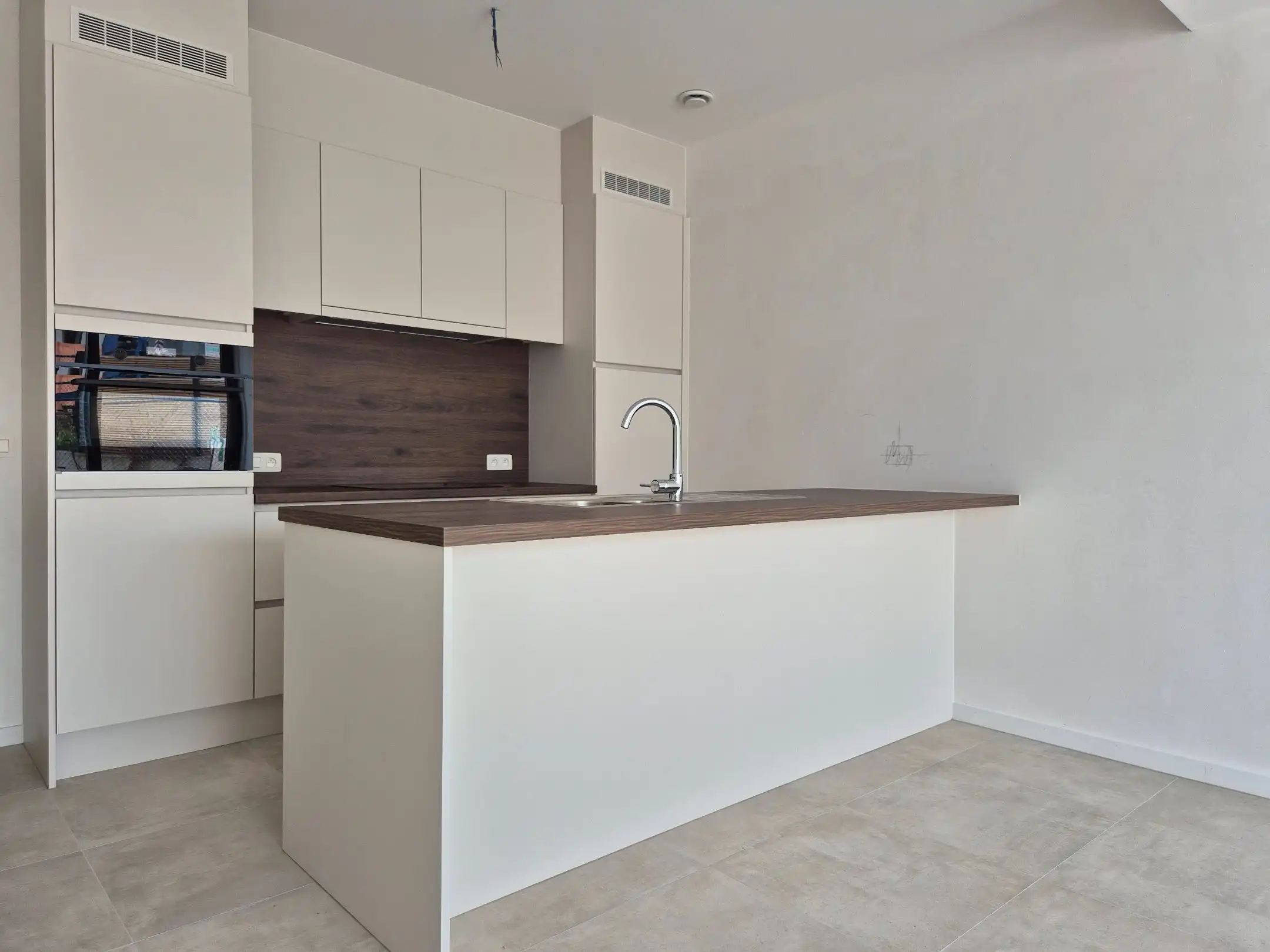 Gelijkvloers nieuwbouwappartement met 2 slaapkamers, tuin en terras foto 6