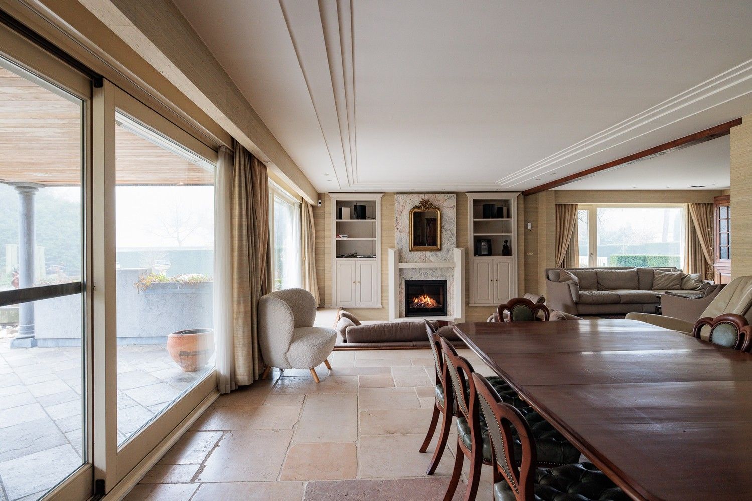 Riante villa op ruim perceel van ca. 3.928m2 foto 5