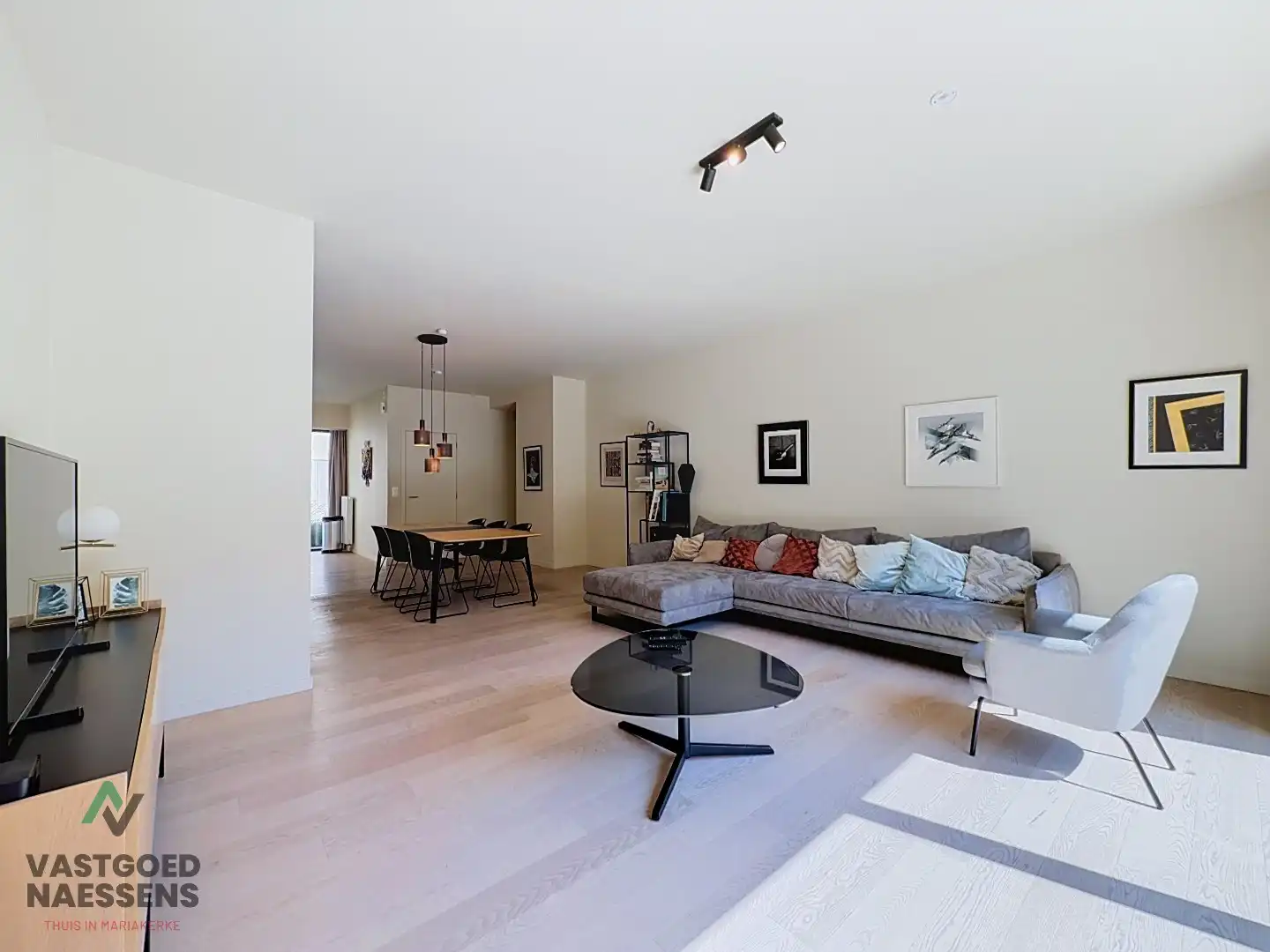 SCHITTEREND DUPLEX-APPARTEMENT – 3 SLPK – 2 BADKAMERS – ZONNIG TERRAS foto 6
