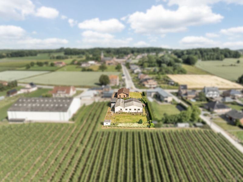 Gelijkvloerse woning met grote loods achteraan op 25are foto 41