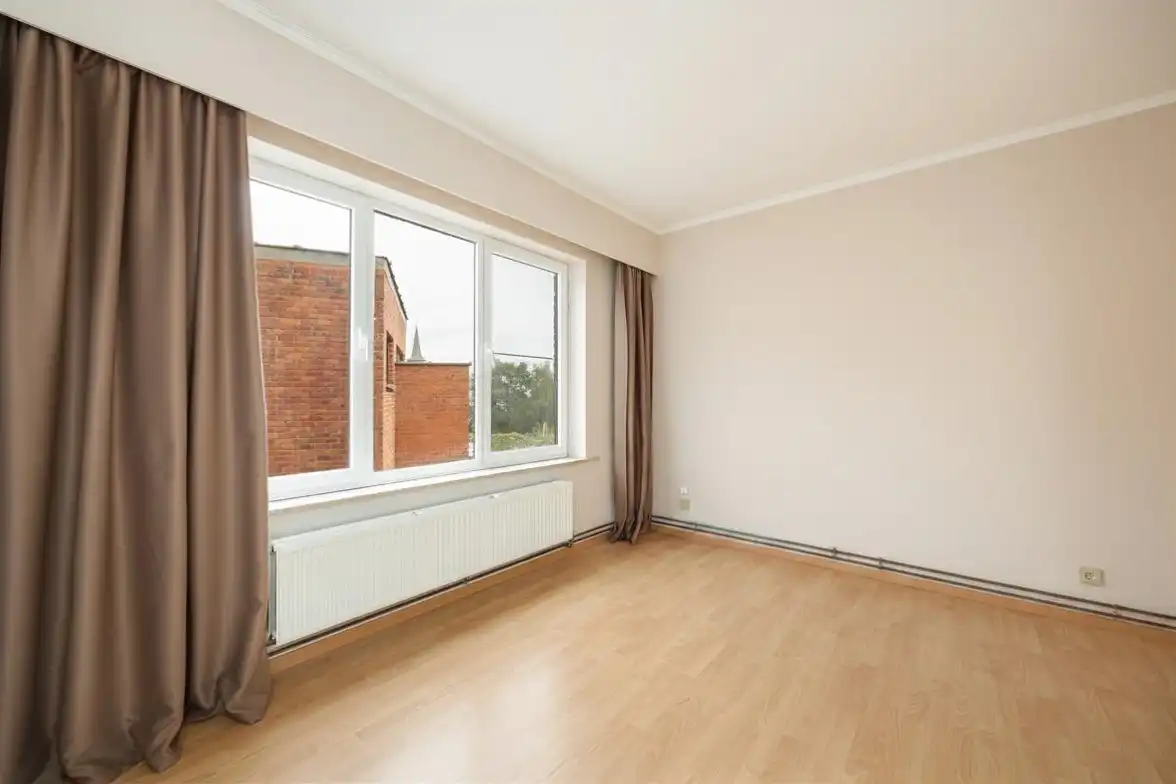 Instapklaar appartement centrum Aartselaar foto 13