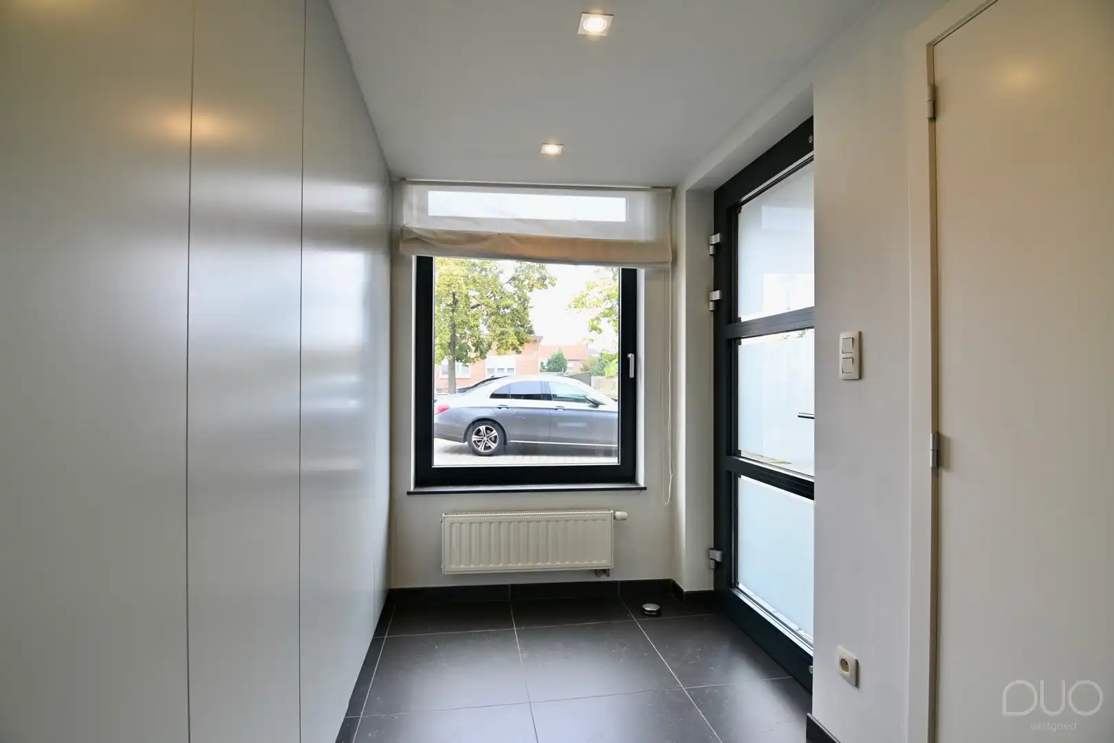 Moderne instapklare woning met twee slaapkamers, aparte werkruimte en tuintje in hartje Zoutleeuw foto 9