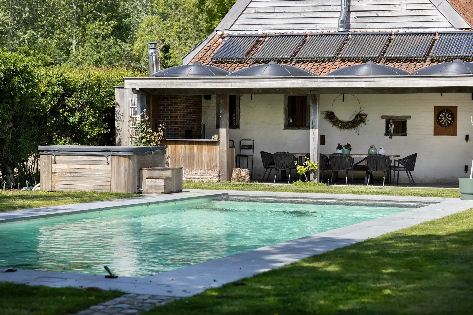 DOMEIN  MET 5 VAKANTIEWONINGEN, EEN ESTAMINET EN EEN VILLA foto 6