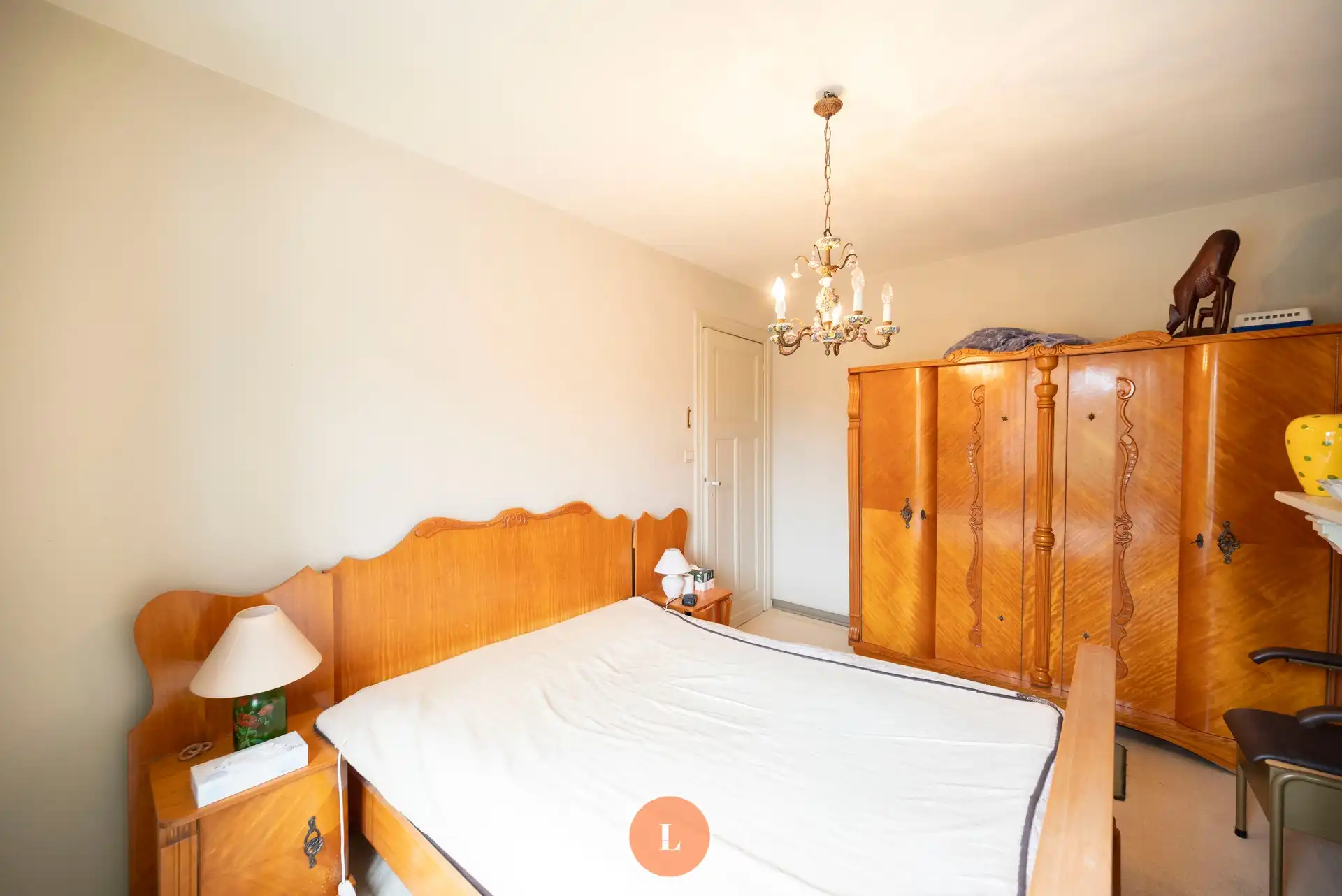 Te renoveren gezinswoning in centrum Marke foto 20