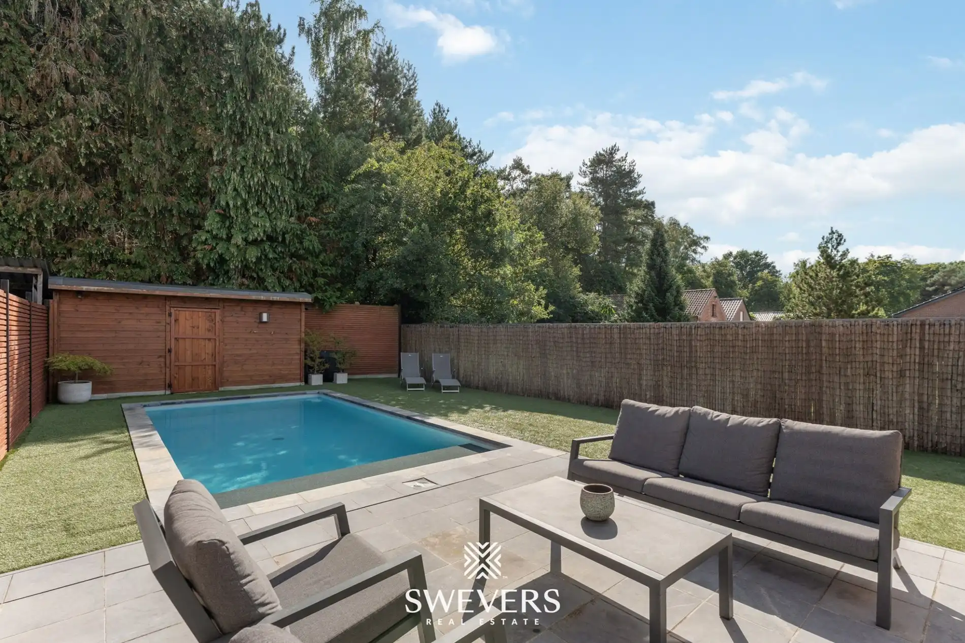 Luxueuze en energiezuinige woning op rustige ligging met zwembad foto 26