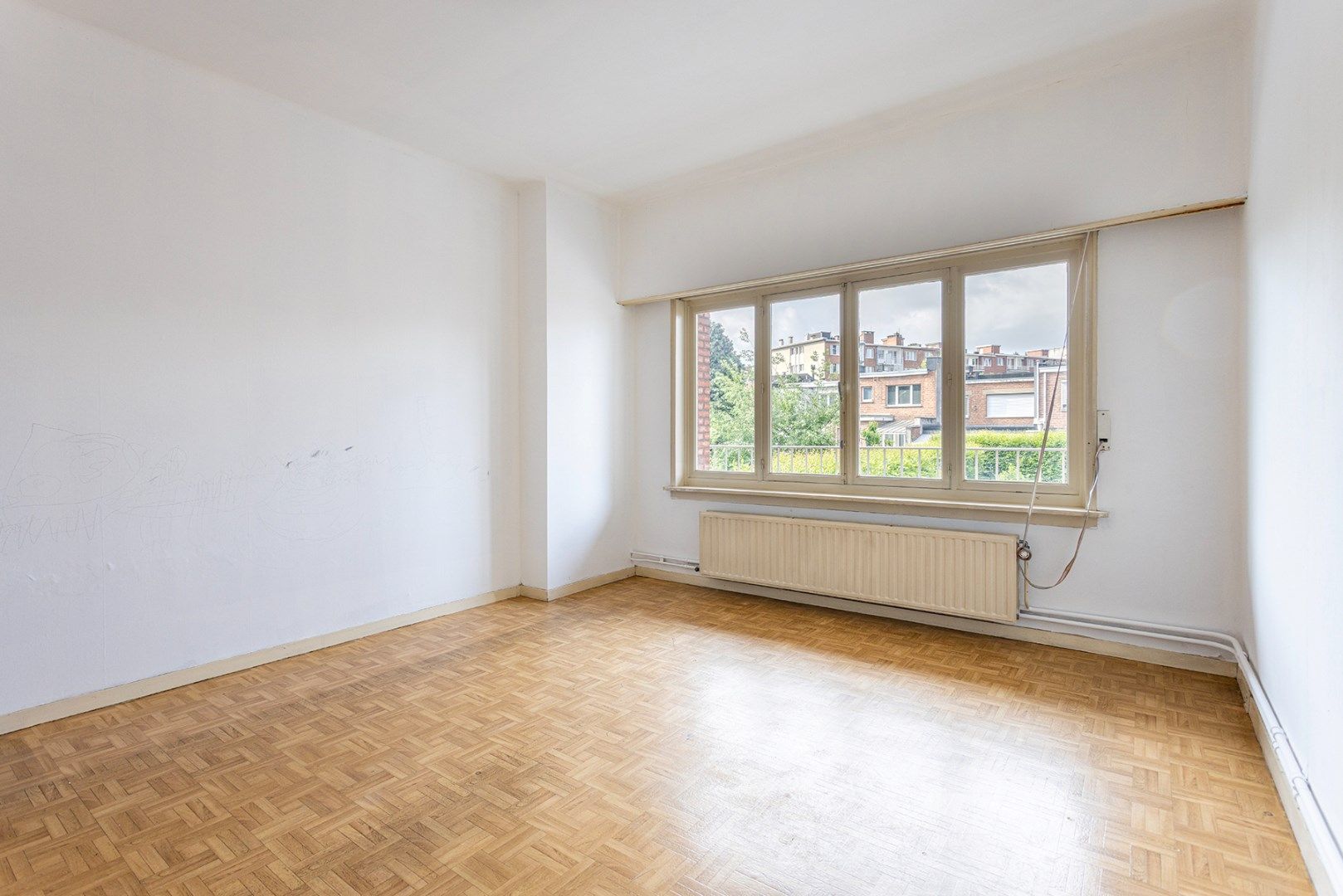 Te renoveren 2-slaapkamer appartement (107m²) met twee terrassen!  foto 10