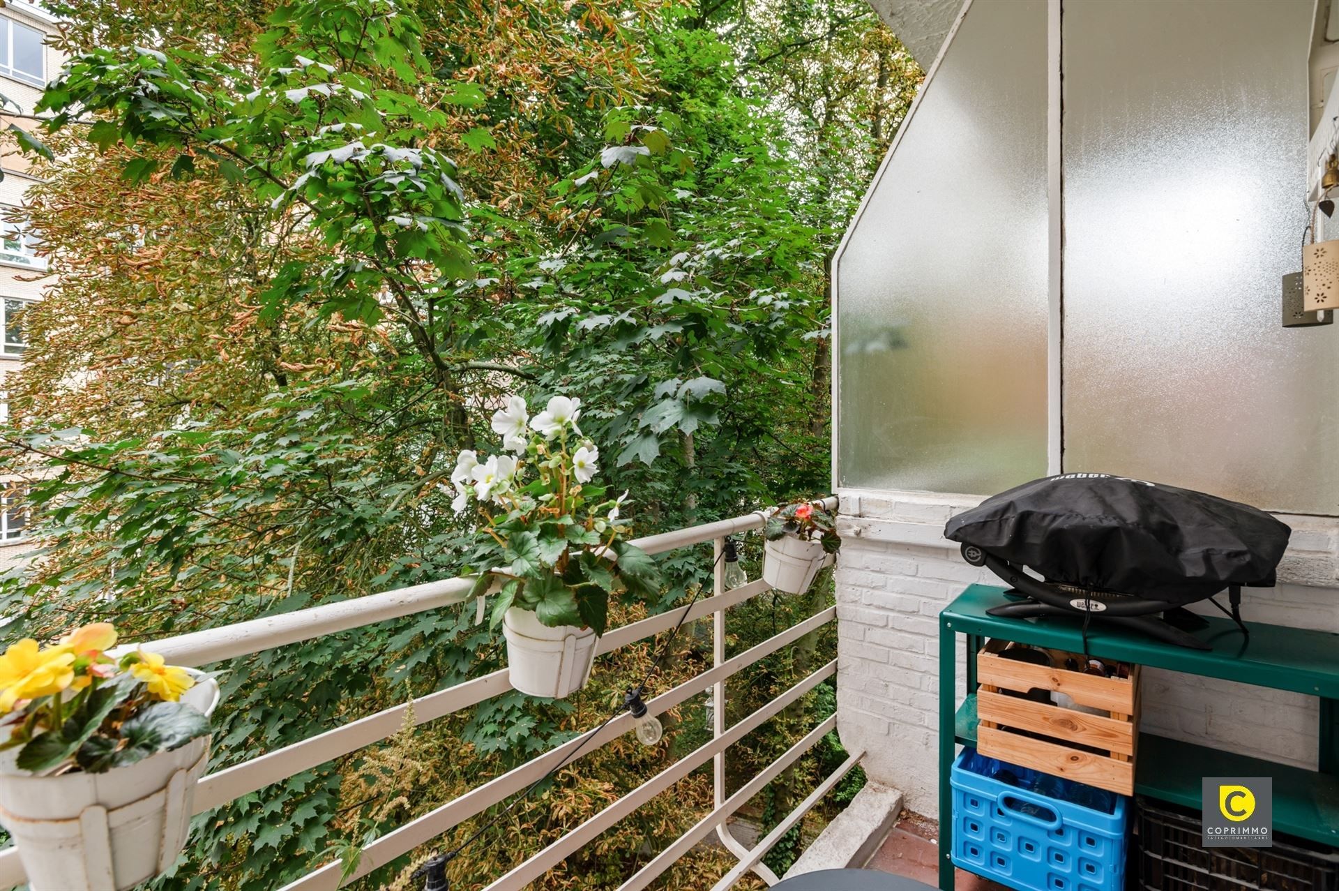 Ruim, karaktervol en instapklaar 2 slpk app op toplocatie! foto 8