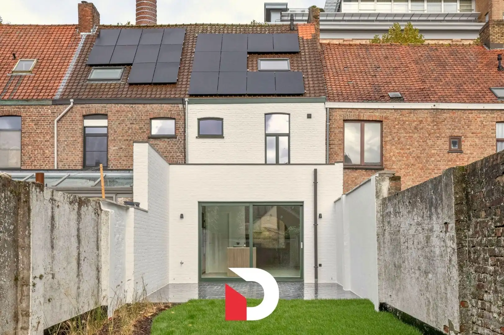 Uniek gerenoveerde burgerwoning met gezellige tuin te Kristus-Koning foto 35