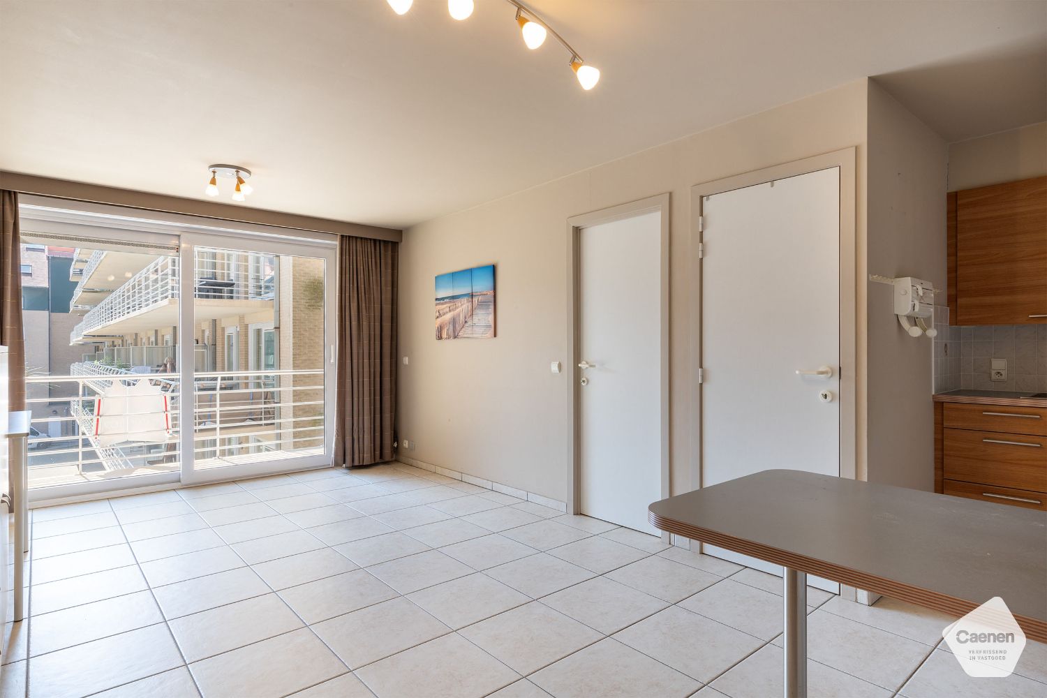 Zuid-west gericht appartement met 1 slaapkamer en ruim terras foto {{pictureIndex}}