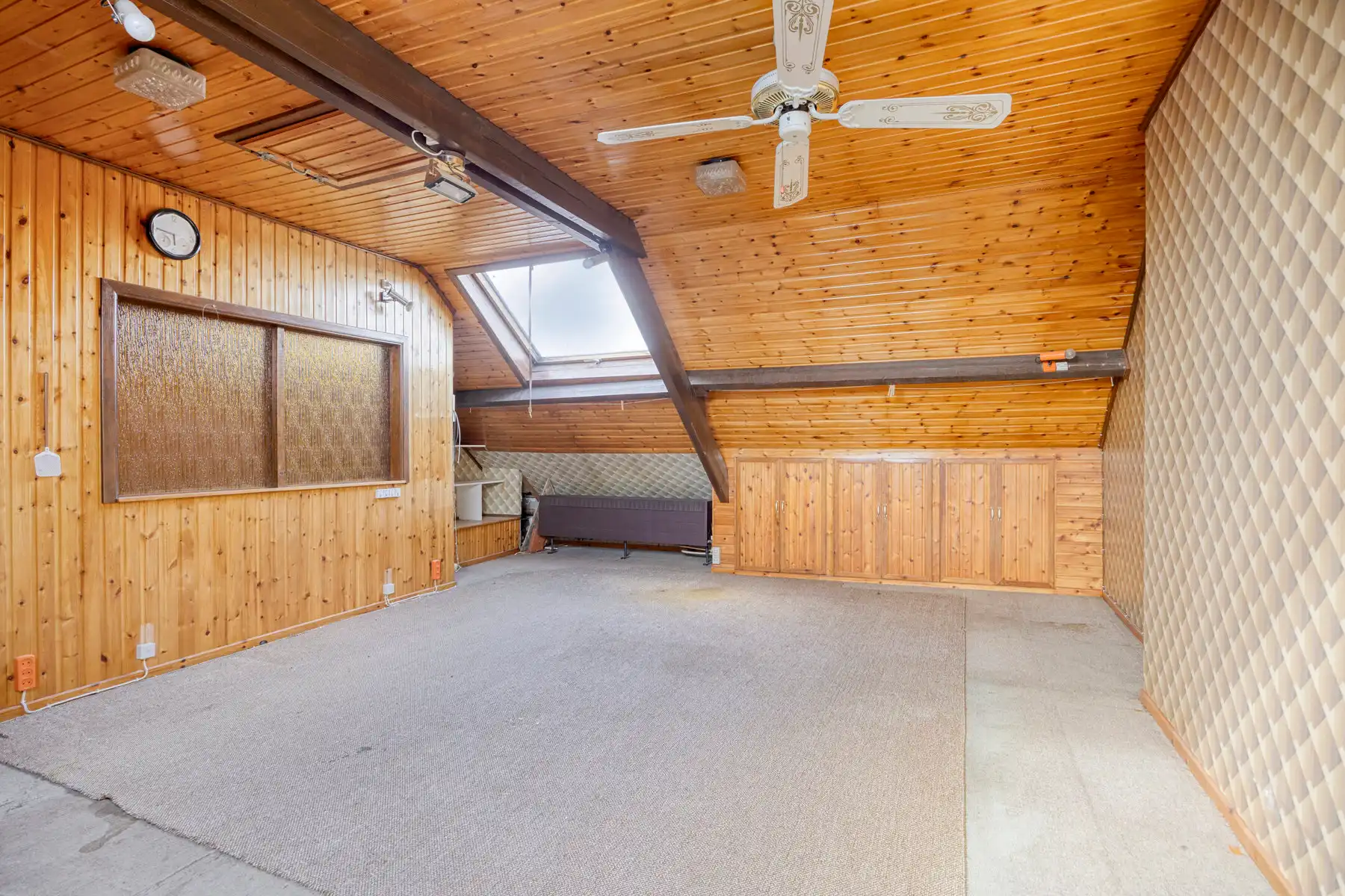 Goed gelegen woning met 3 slaapkamers, garage en tuin foto 21