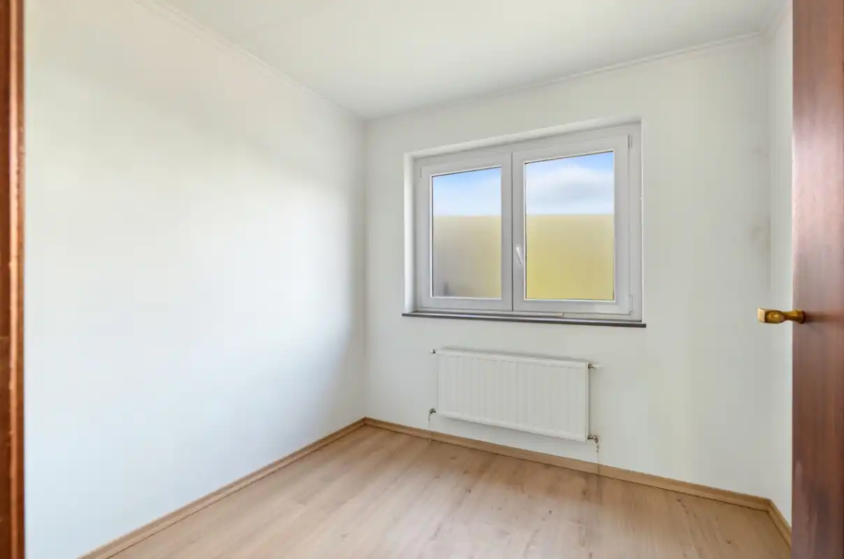 Instapklare gezinswoning met garage foto 14