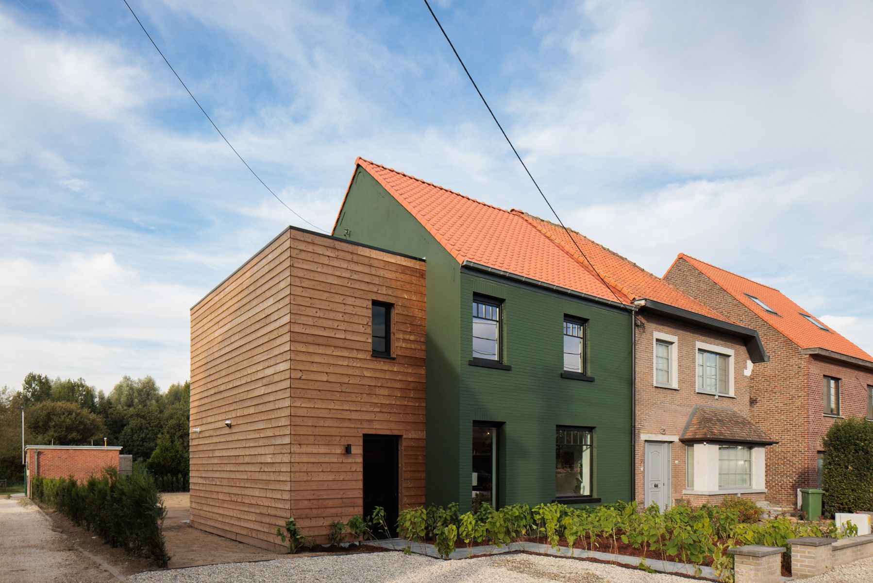 Exclusieve, energiezuinige woning met 3 slaapkamers en tuin foto {{pictureIndex}}